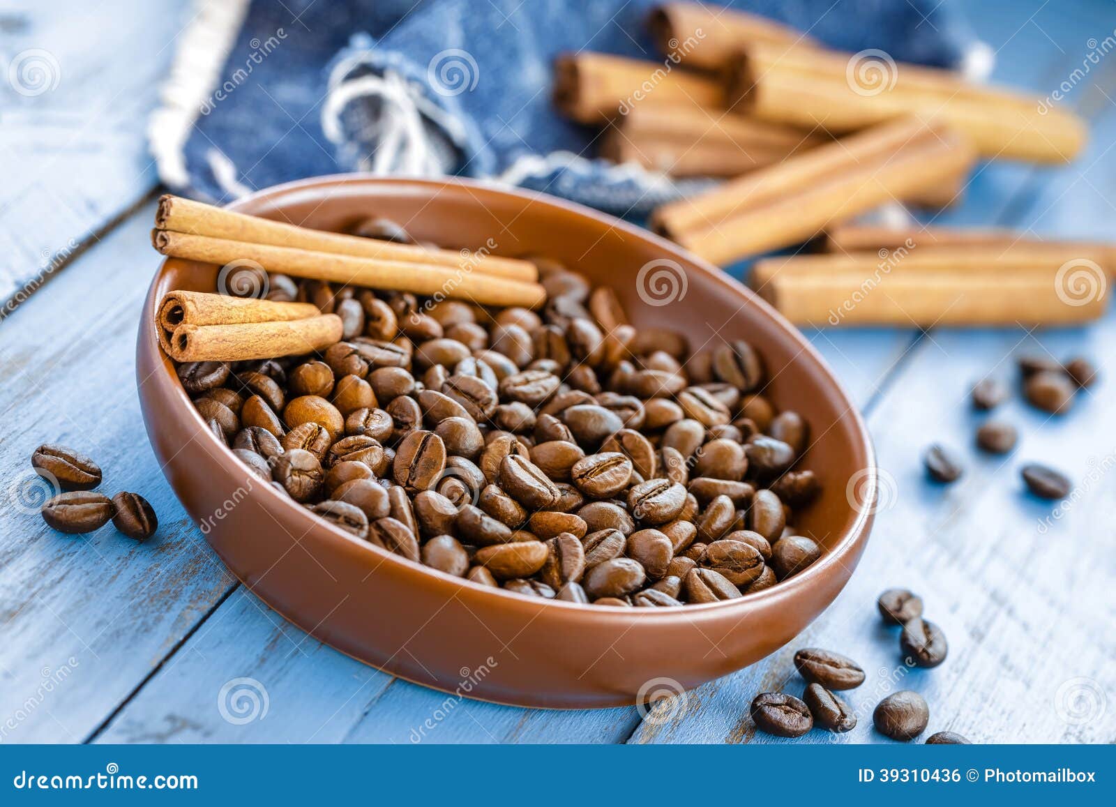 Coffee and cinnamon stock photo. Image of arabica, delicious 39310436