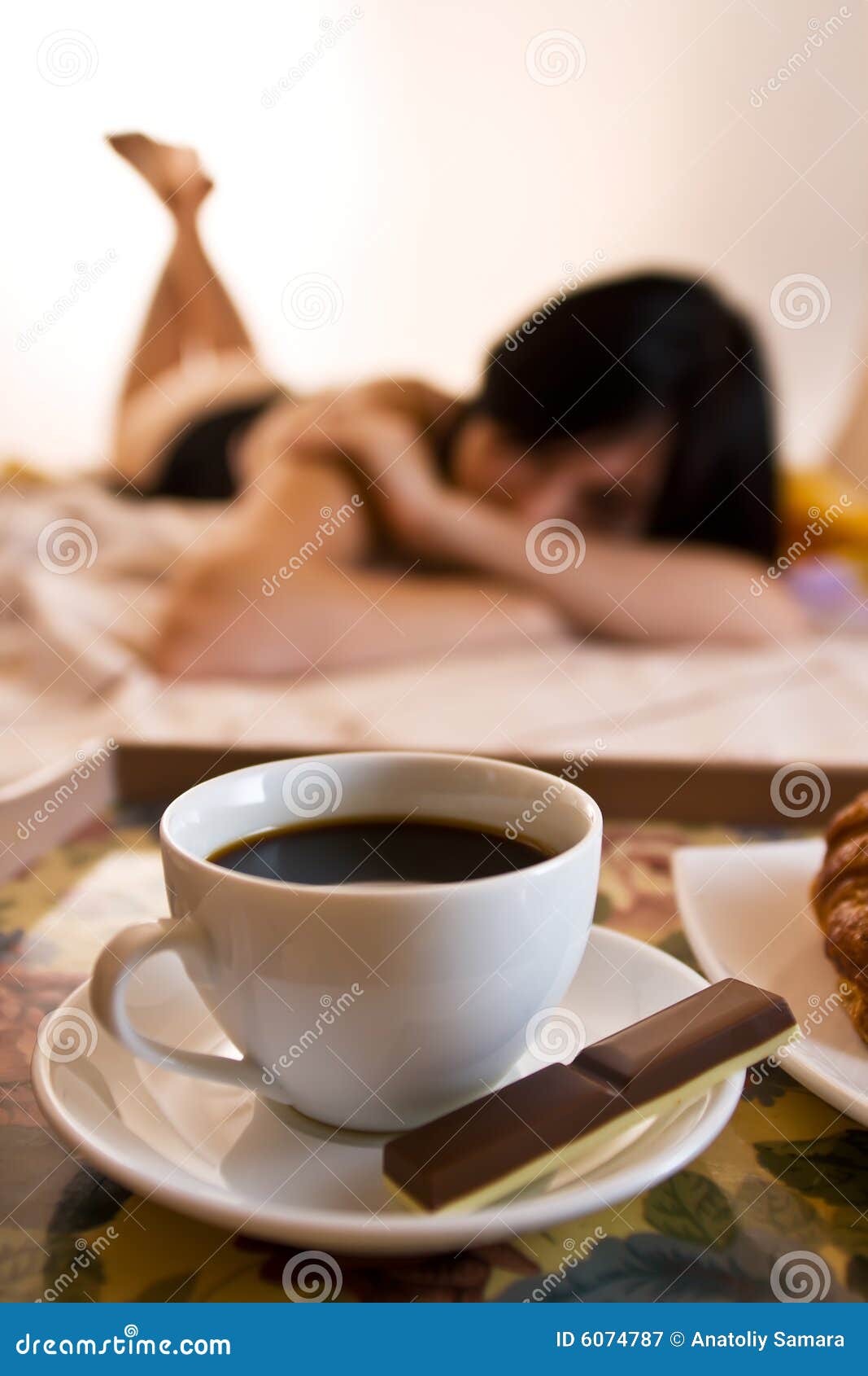 Кофе В Постель Девушке Гиф