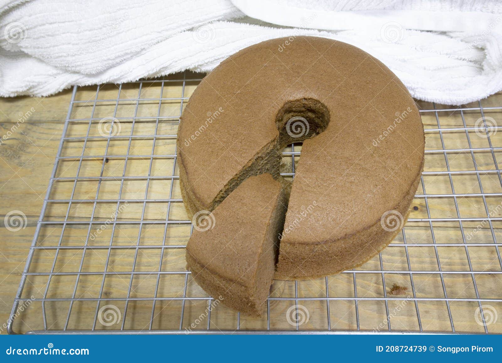 Coffee ring cake 2pound stock image. Image of rustic 208724739