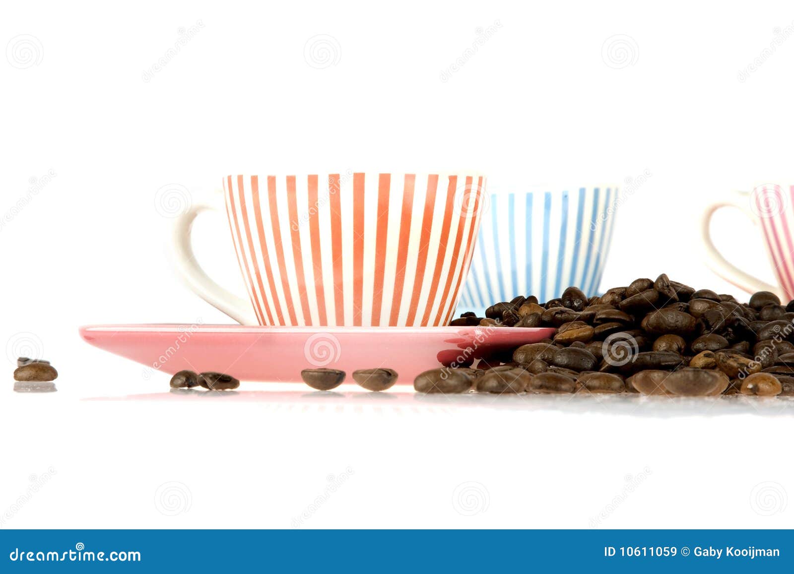coffeecup and beans