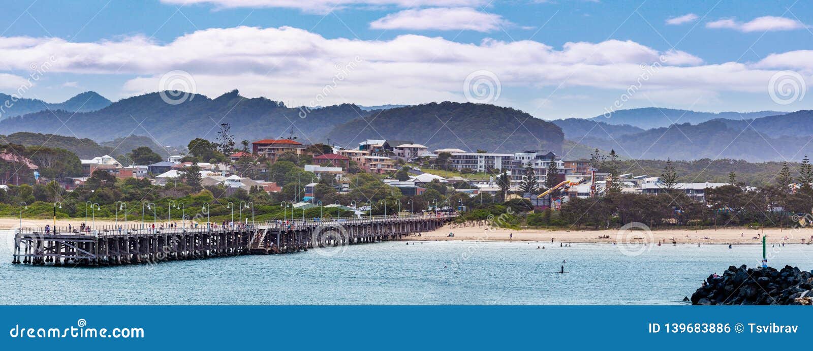 coffs harbour jetty and luxury real estate.
