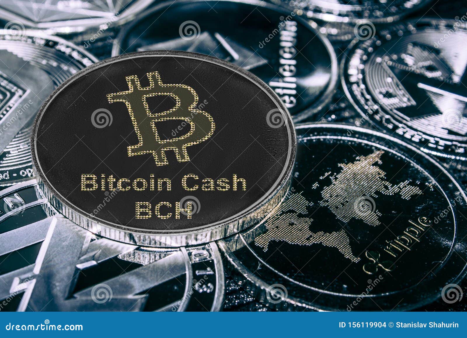 Coin Cryptocurrency BCH Against the Main Alitcoins. Bitcoin Cash Imagem de  Stock Editorial - Imagem de economia, pilha: 156119904