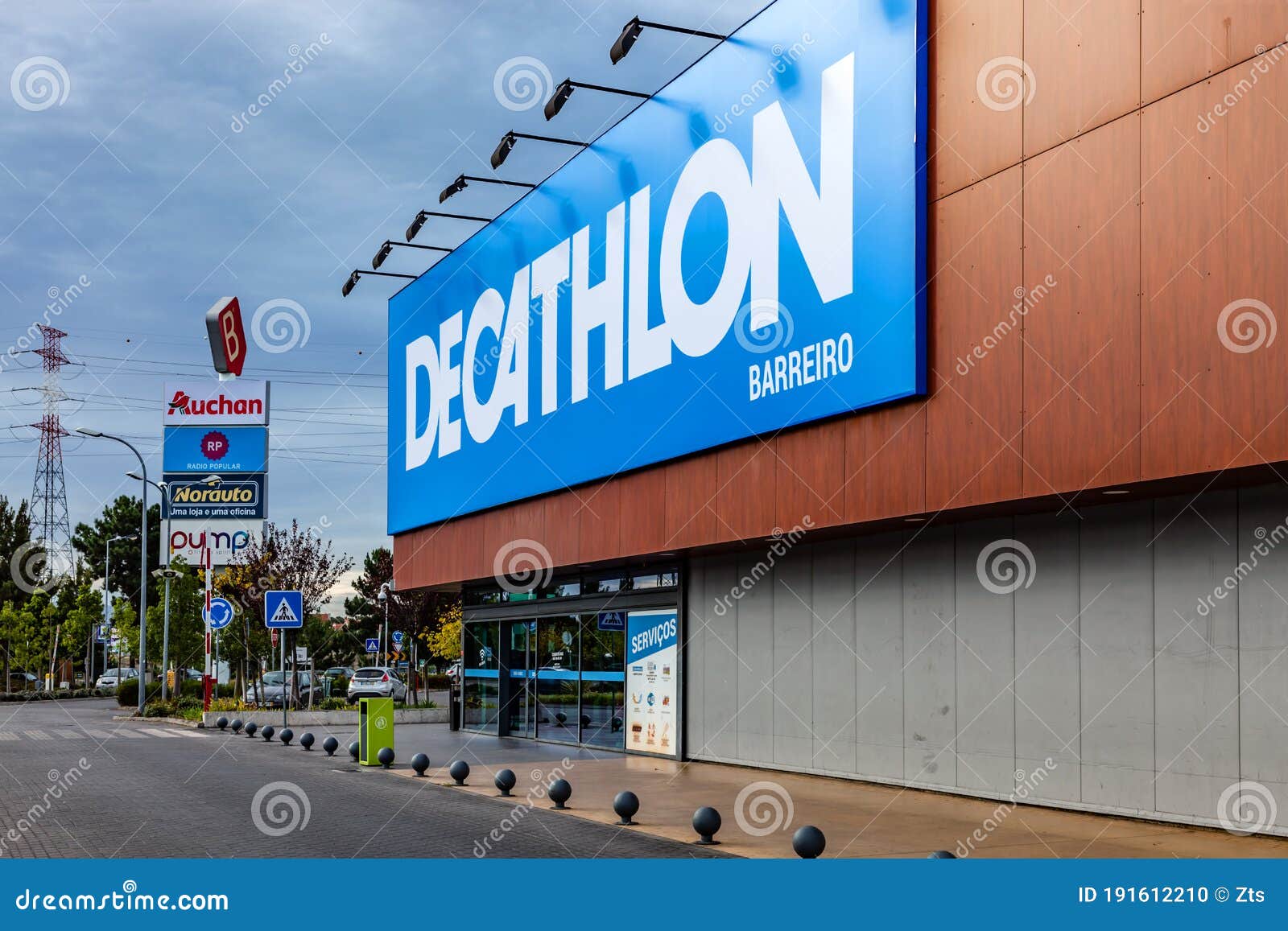 decathlon retail park