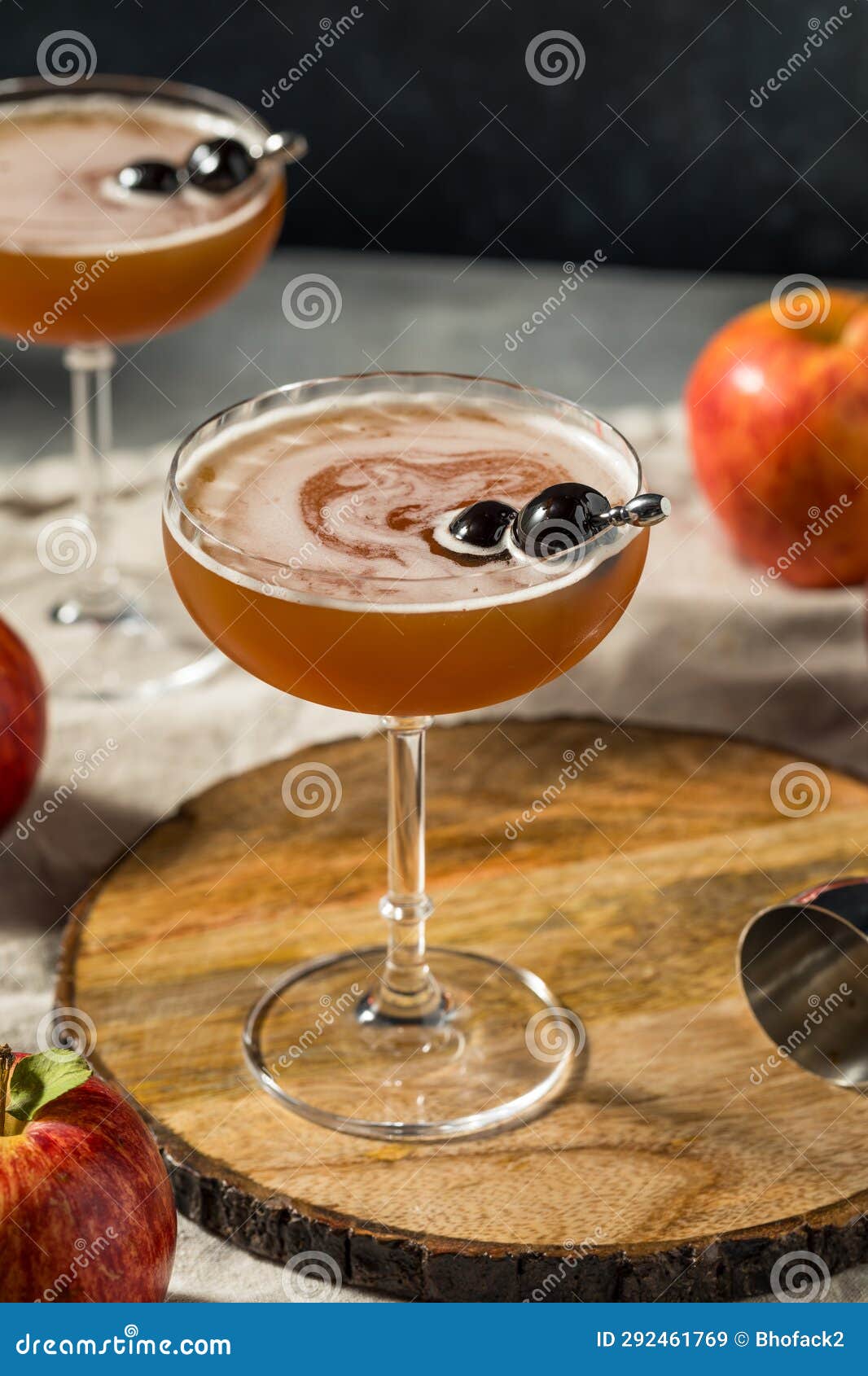 Cold Refreshing Apple Cider Manhattan Cocktail Stock Image Image of