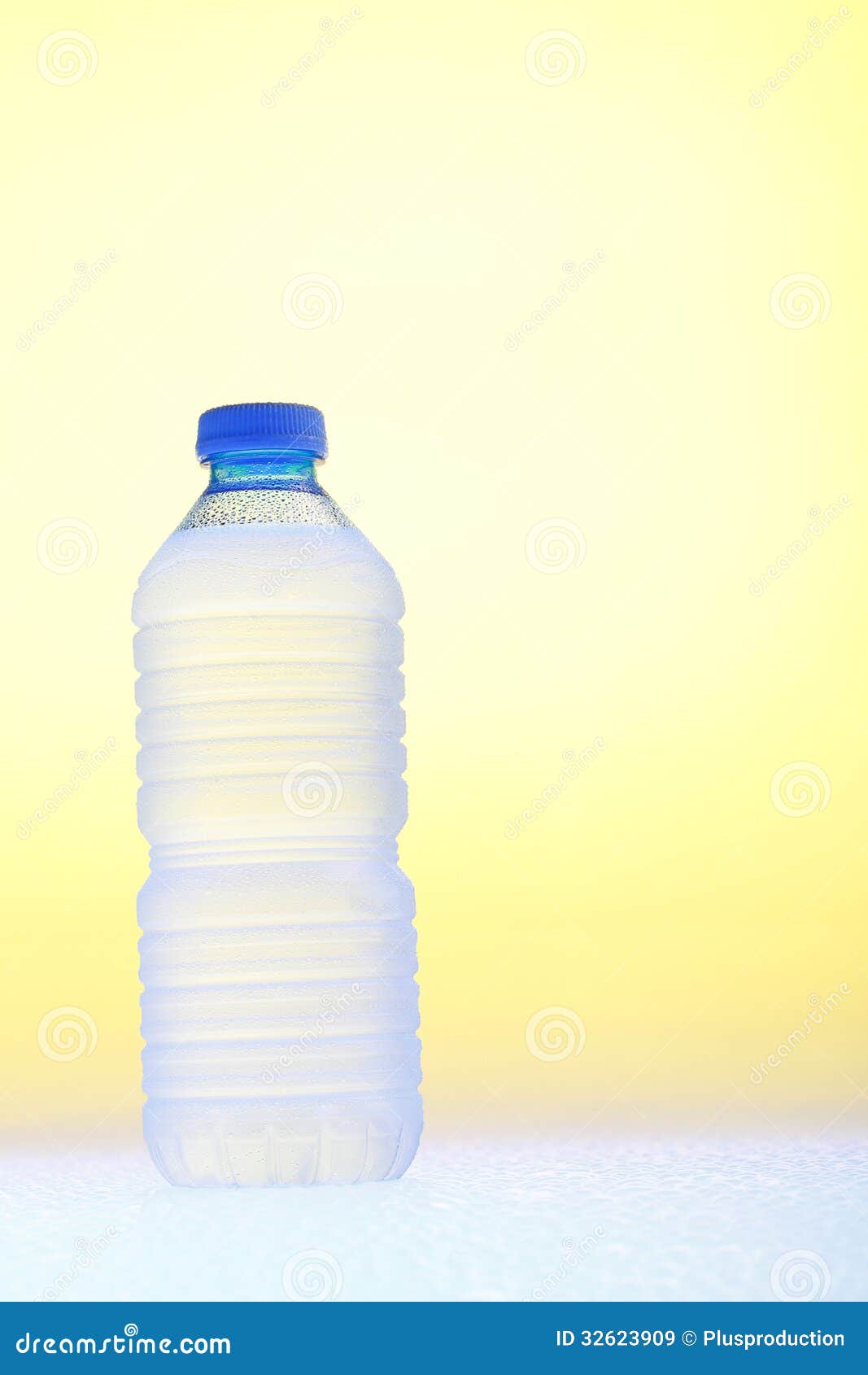 7,900+ Cold Water Bottle Stock Photos, Pictures & Royalty-Free Images -  iStock