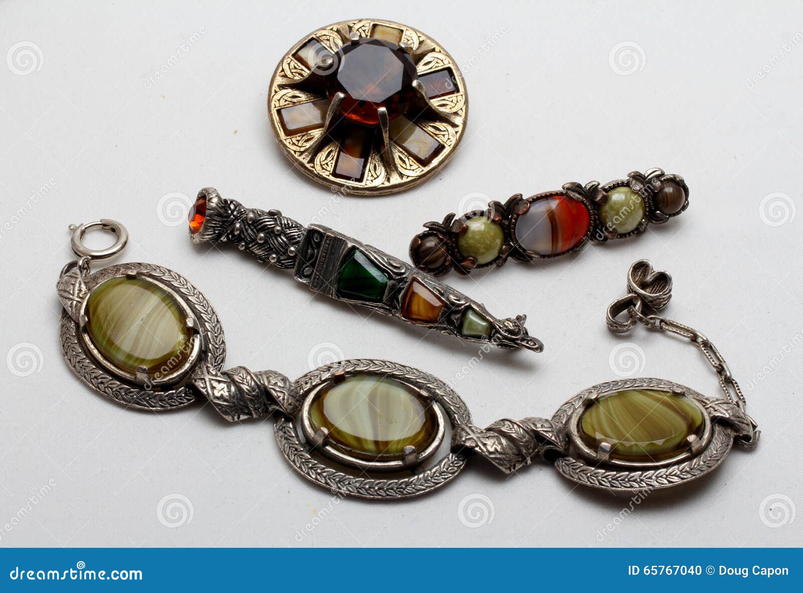 Colección De De Traje De Estilo Celta Foto de archivo - Imagen de cristal, plata: 65767040