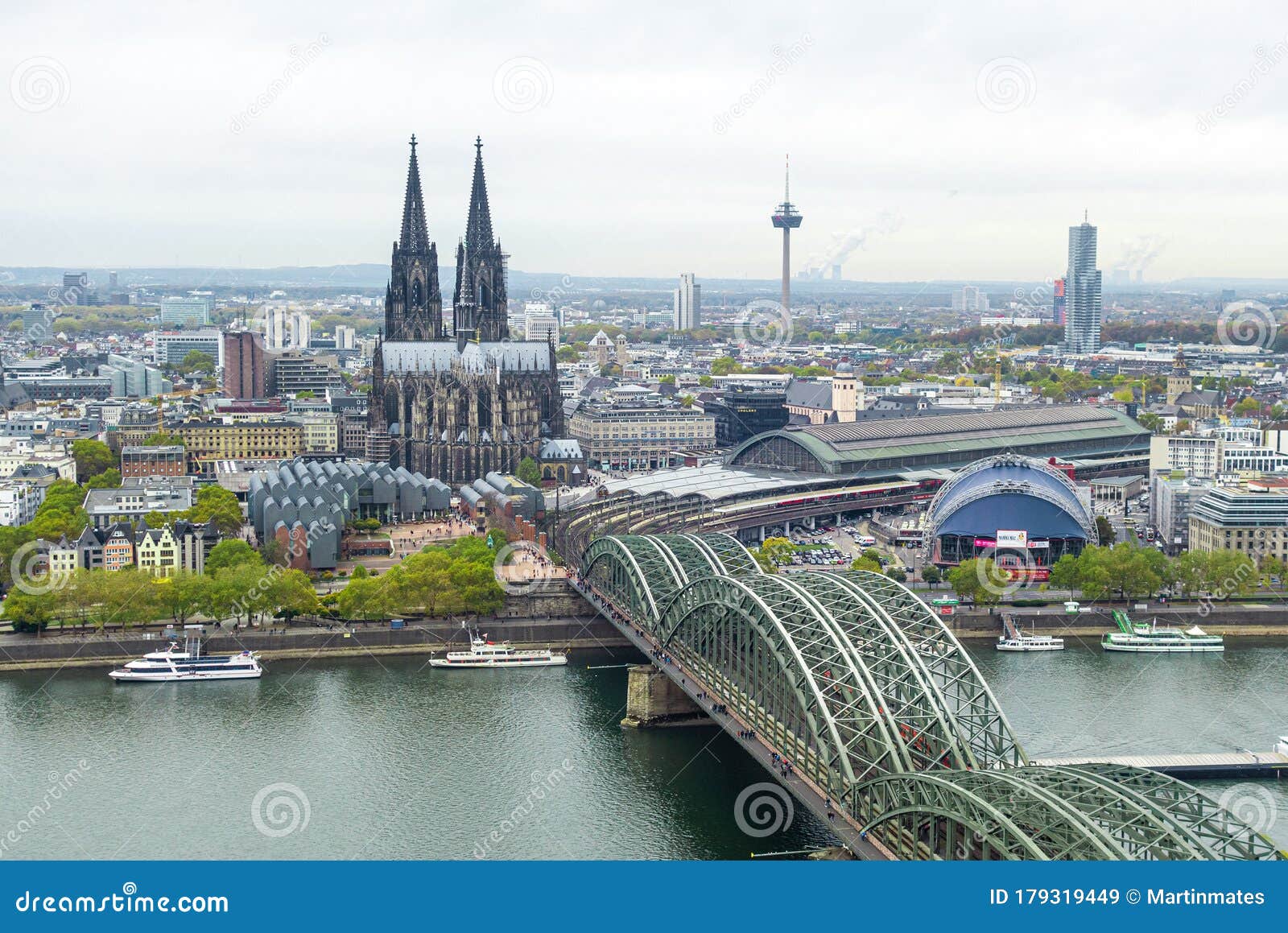 3 863 Cathedral Koln Photos Free Royalty Free Stock Photos From Dreamstime
