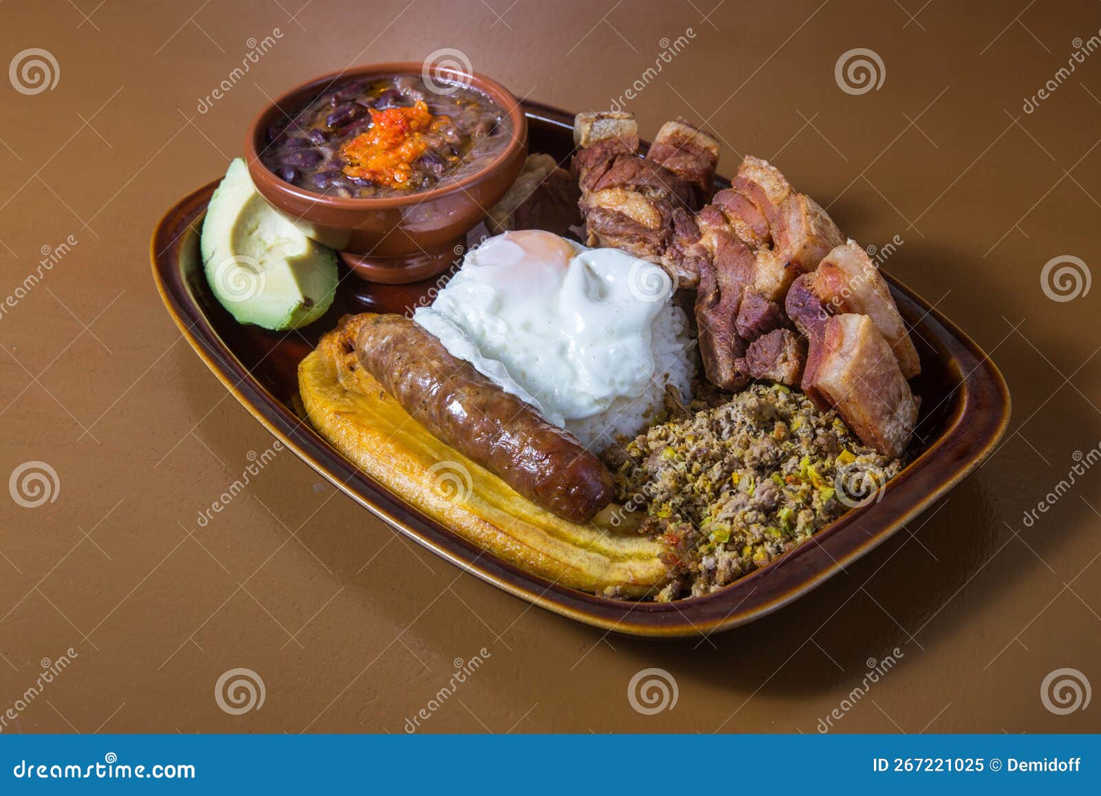 colombian bandeja paisa