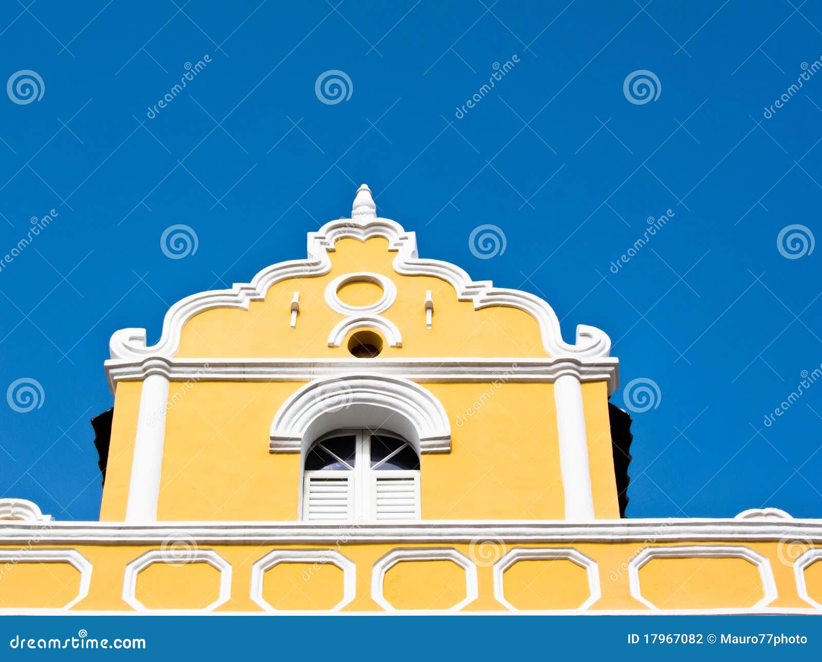 colonial building in willemstad, curacao