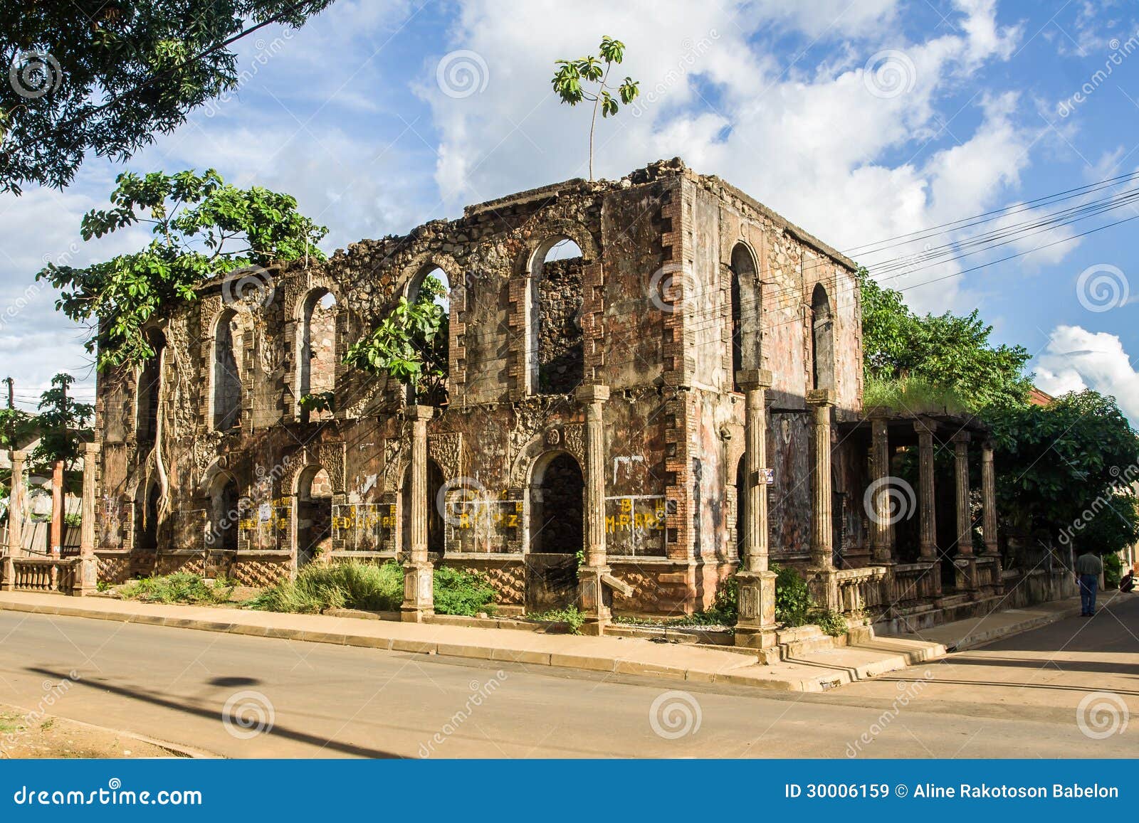 colonial ruin