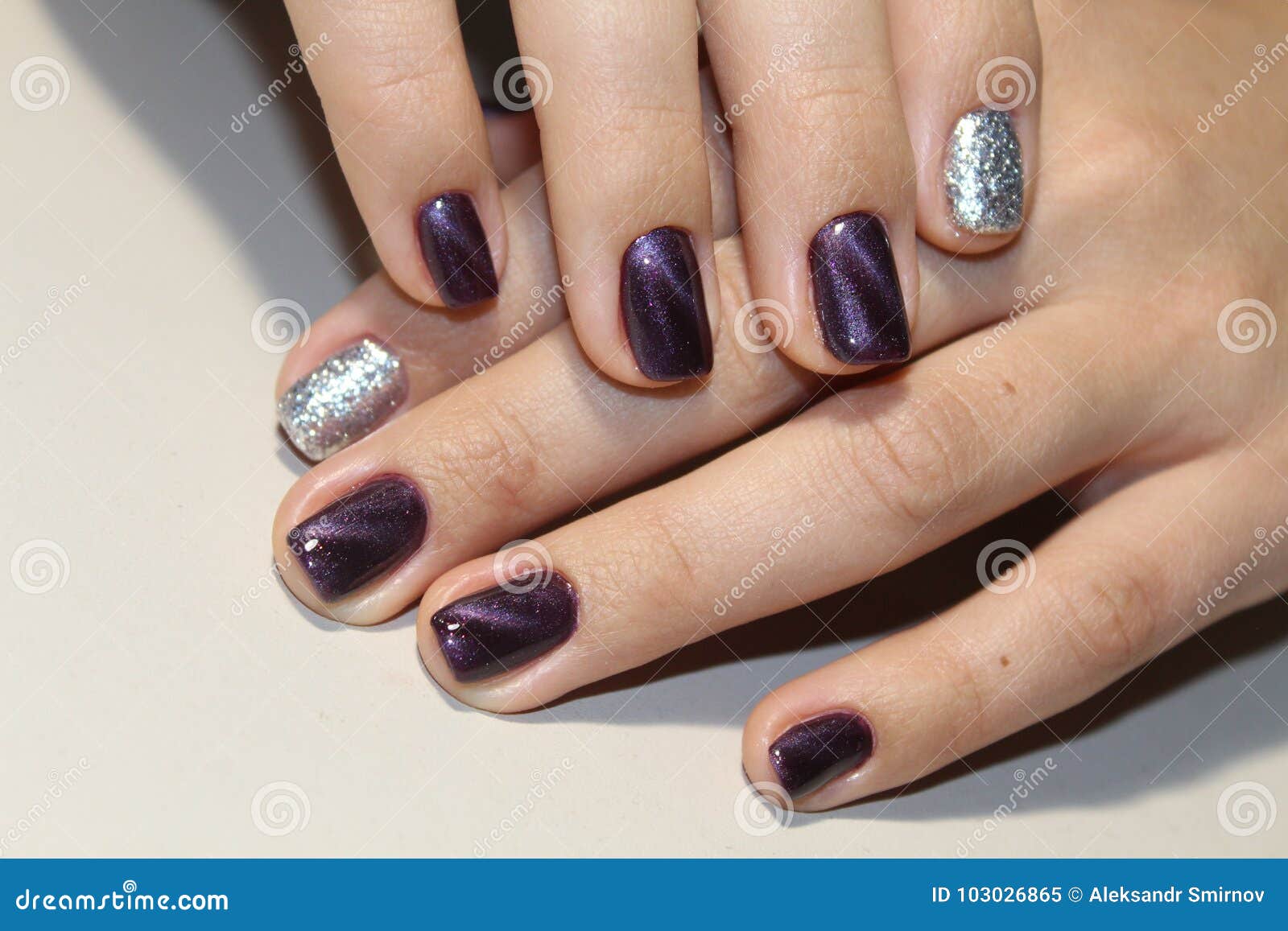 Color Cat& X27;s Eye Manicure Stock Image - Image of style, fashion ...