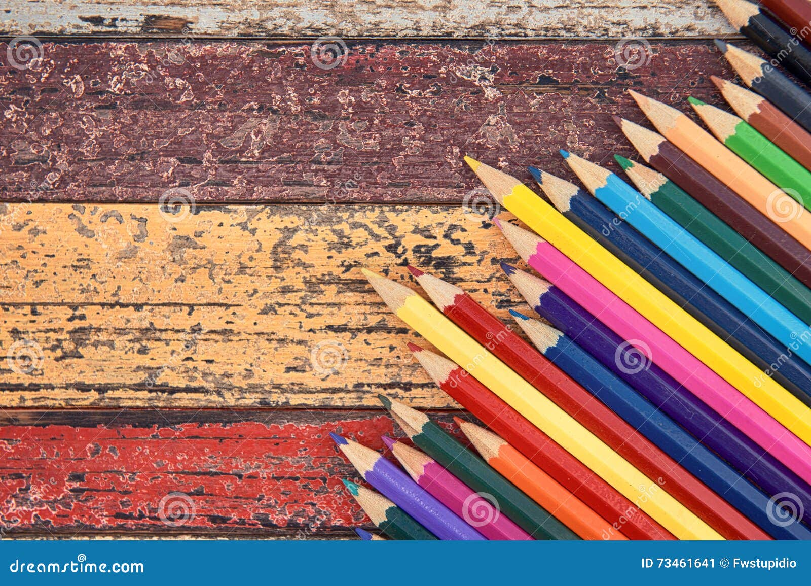 https://thumbs.dreamstime.com/z/color-pencil-vintage-wood-table-background-text-73461641.jpg