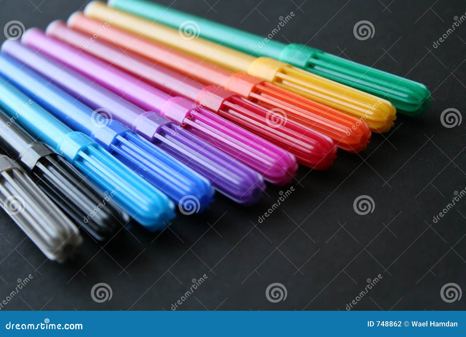 https://thumbs.dreamstime.com/z/colored-markers-set-748862.jpg