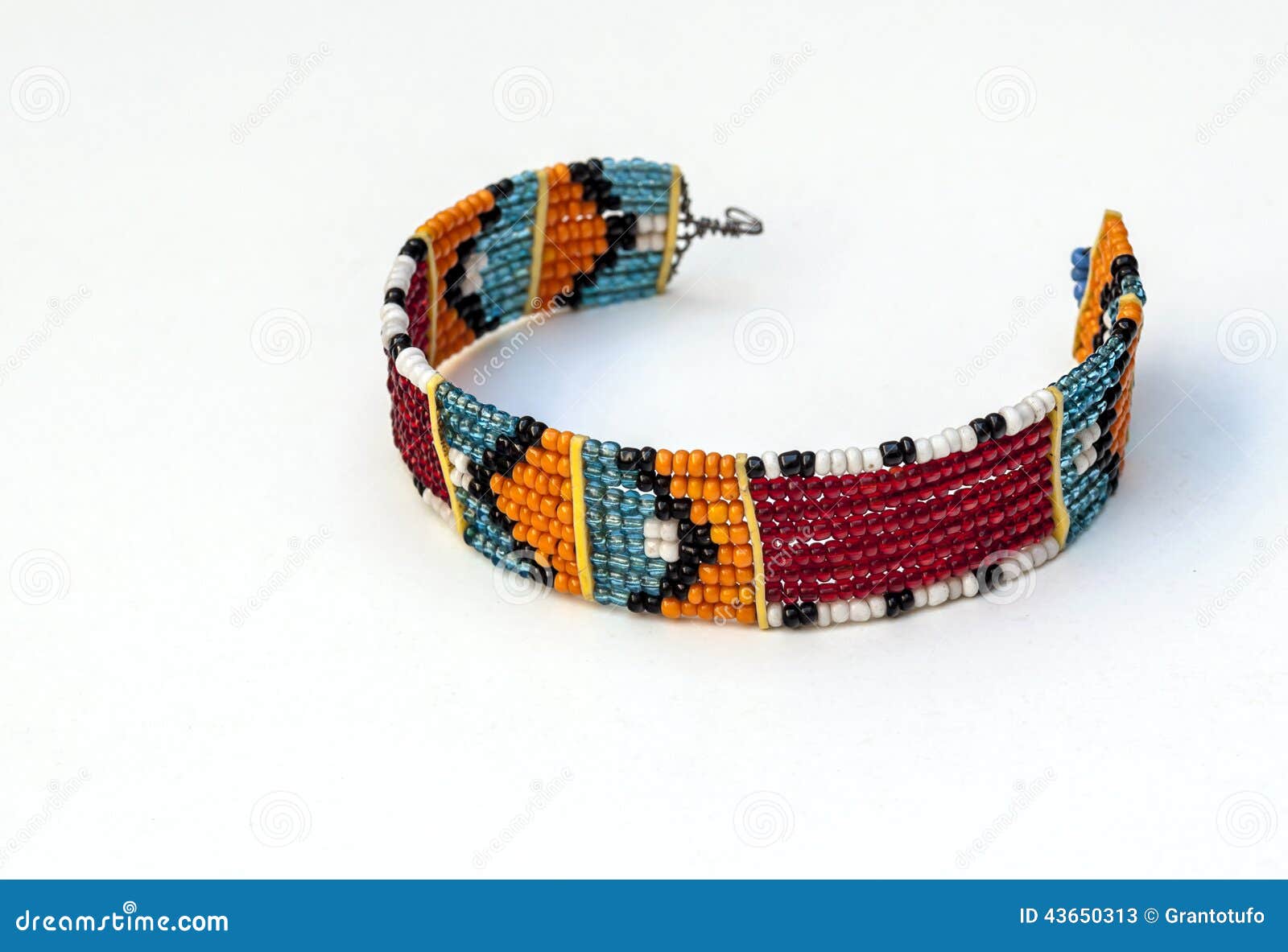 Pulsera Del Masai de archivo - Imagen de kenia, pulseras: 43650313
