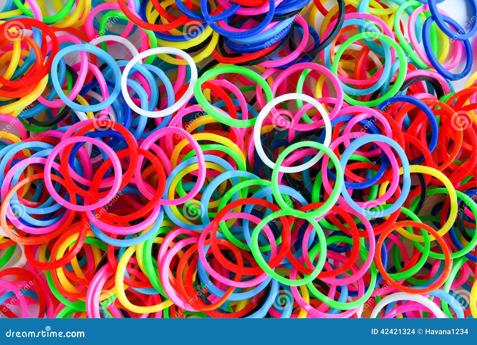 3,358 Loom Band Images, Stock Photos, 3D objects, & Vectors