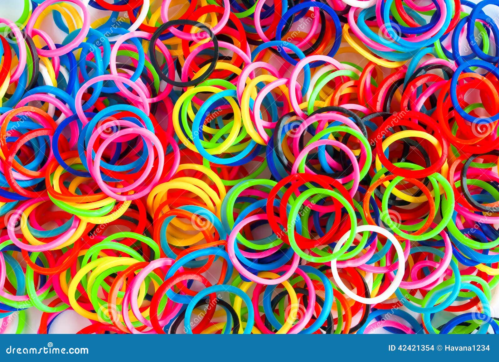 3,358 Loom Band Images, Stock Photos, 3D objects, & Vectors