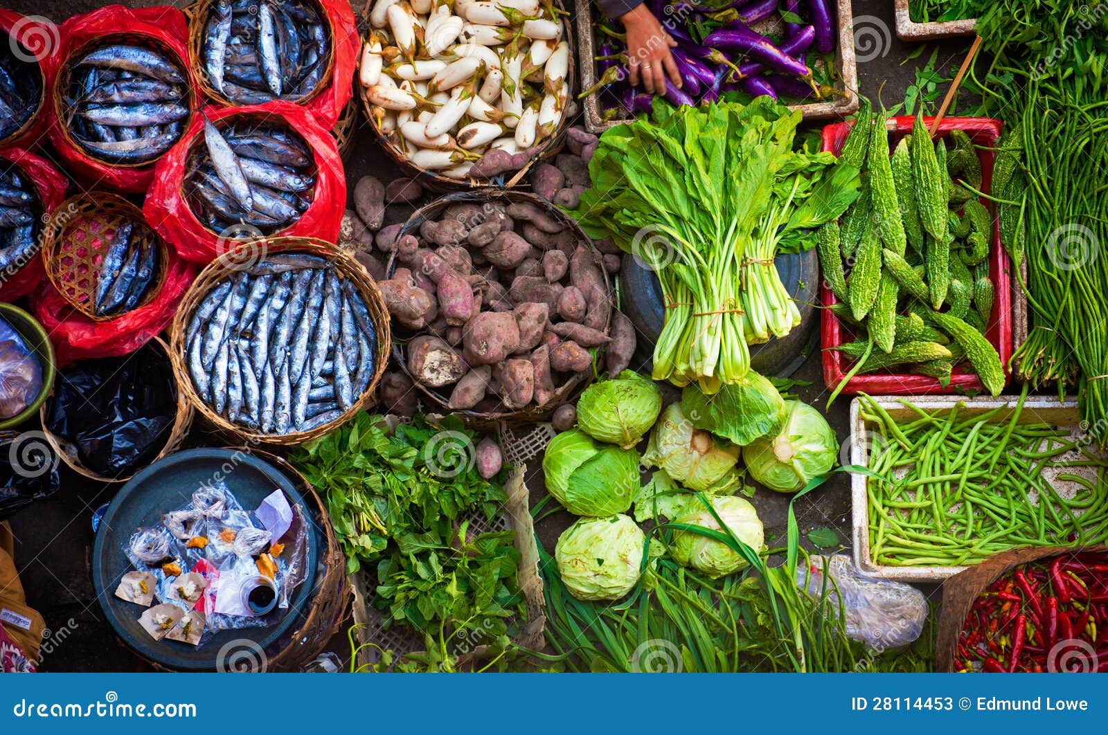 colorful bali market