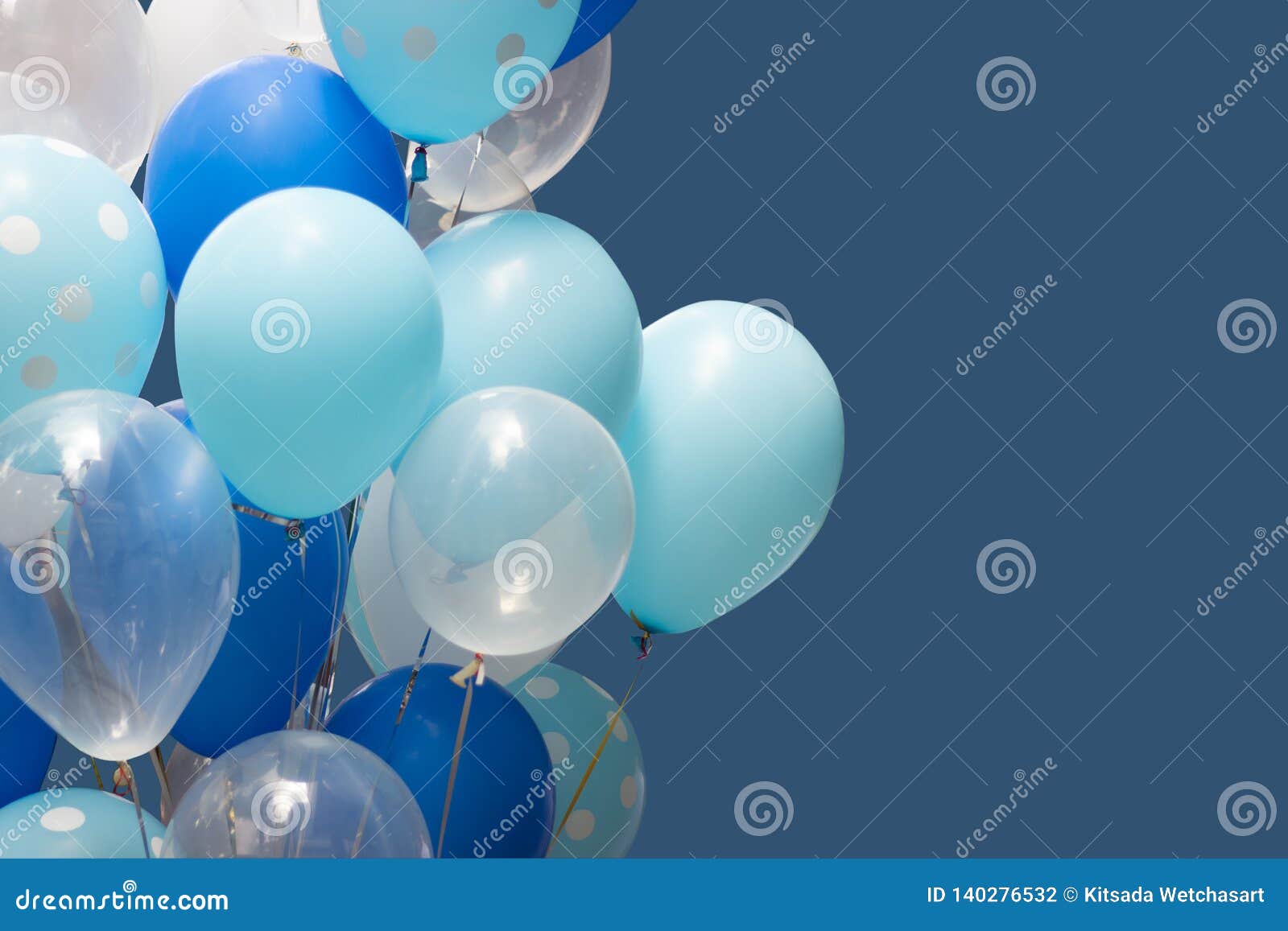 Blue Birthday Balloons Images – Browse 194,318 Stock Photos, Vectors, and  Video