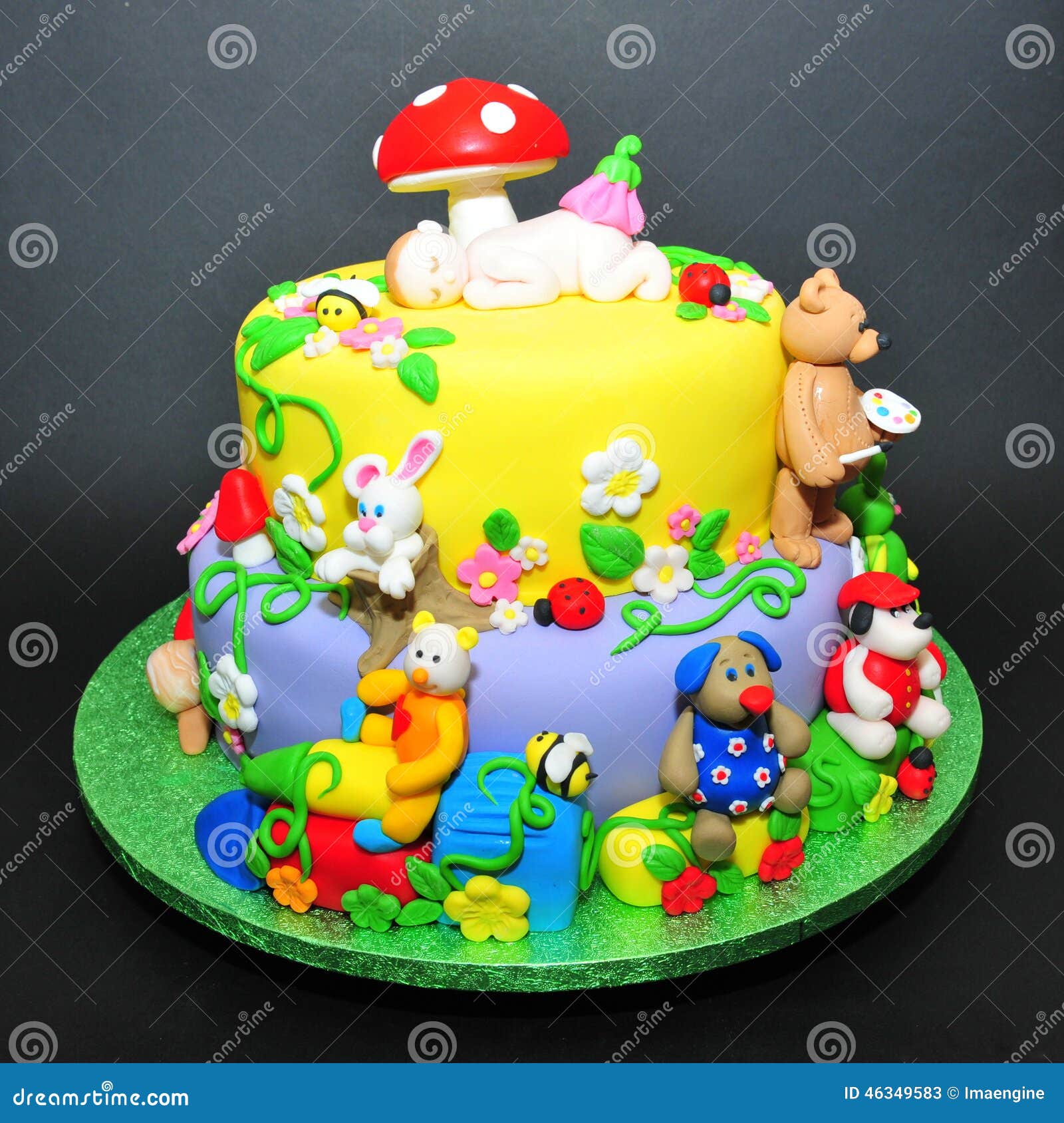 ☀️ Kids party cute fondant animals cake. Happy Sundate everyone ✨ Shop cakes/  desserts online: www.riverashbakery.com WhatsApp 87003352 | Instagram
