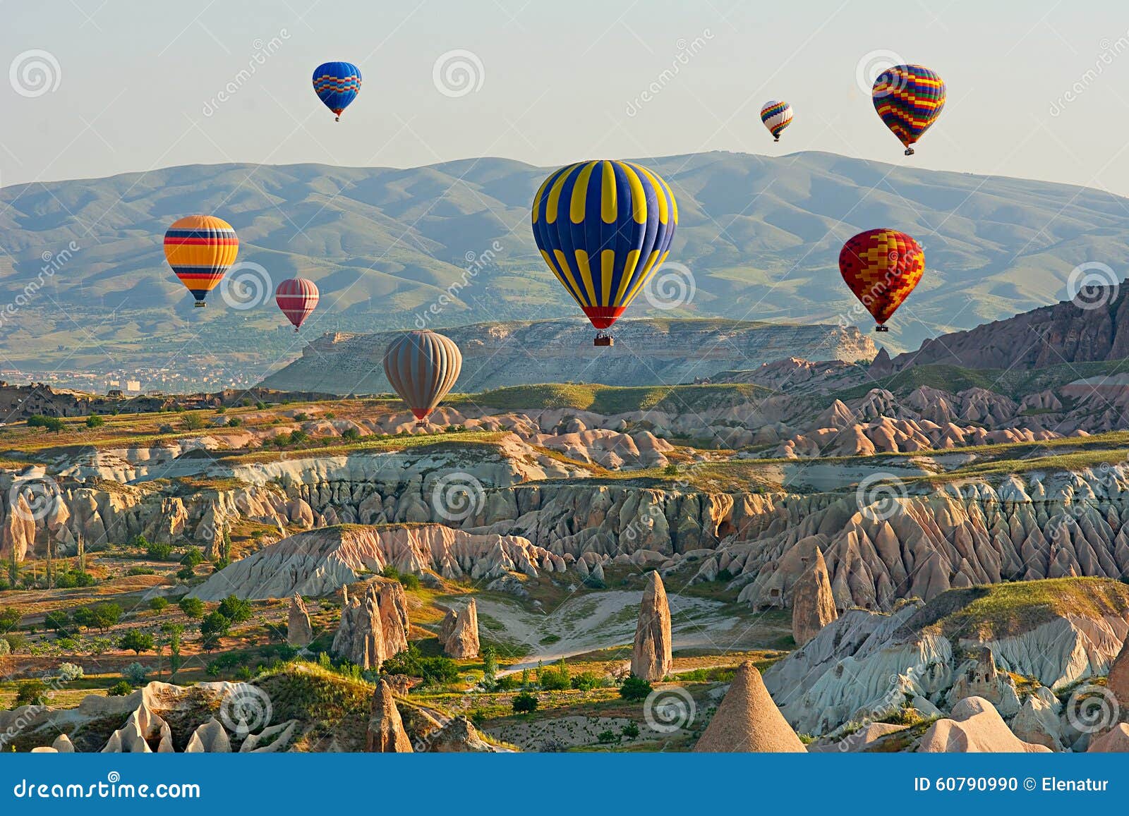 57,601 Cappadocia Turkey Stock Photos pic