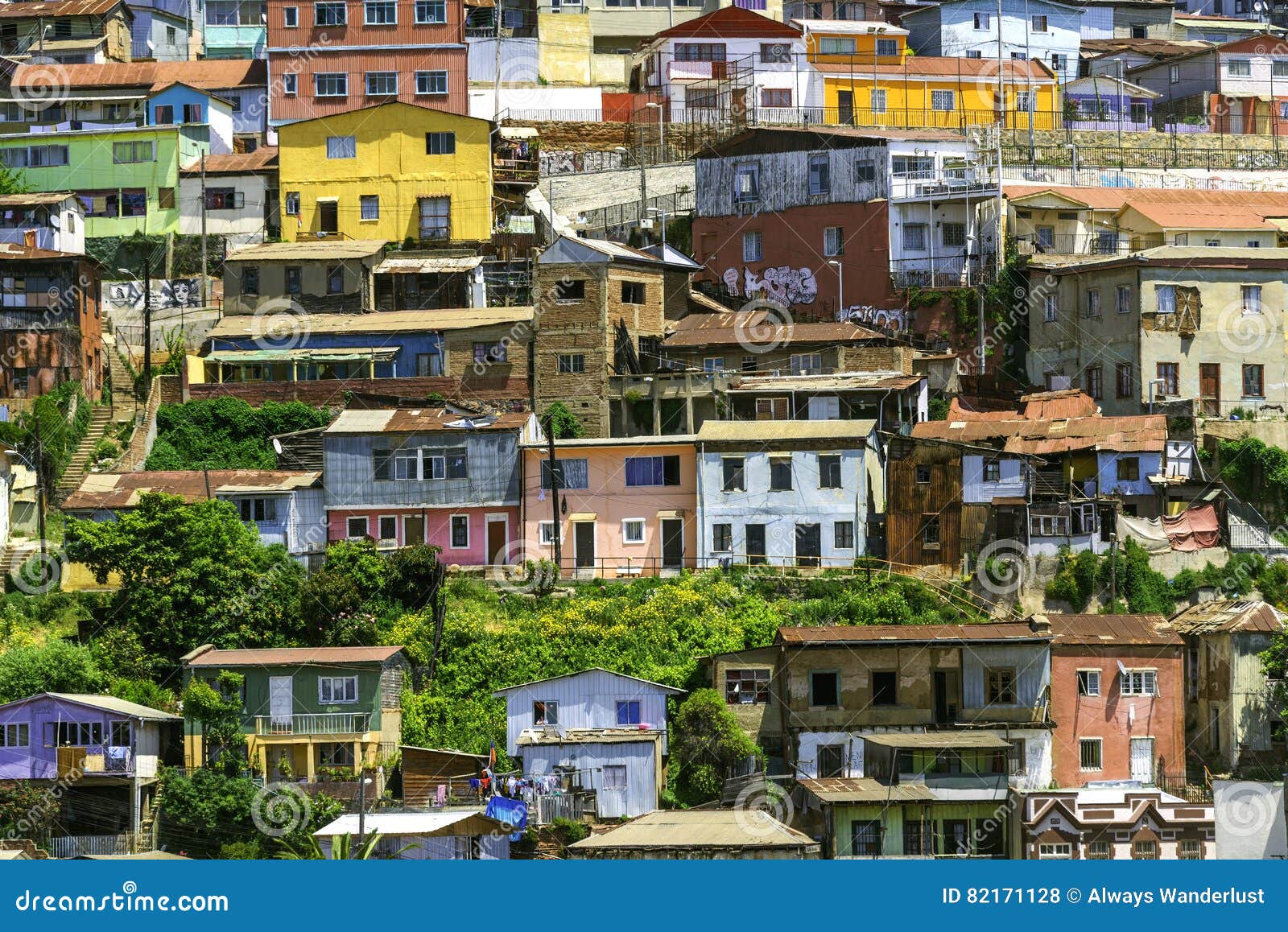 colorful houses of valparaiso