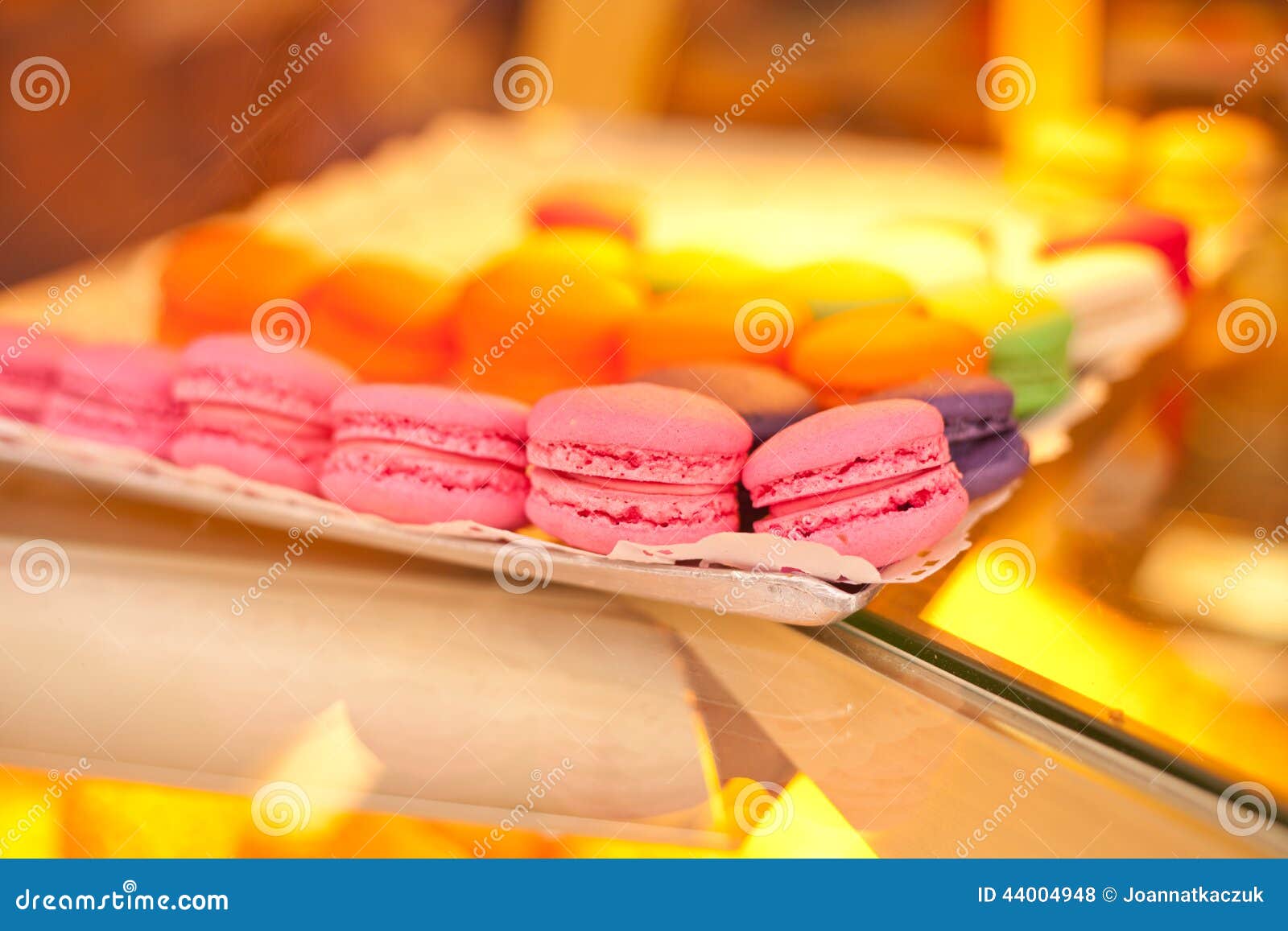 colorful macaroni cakes