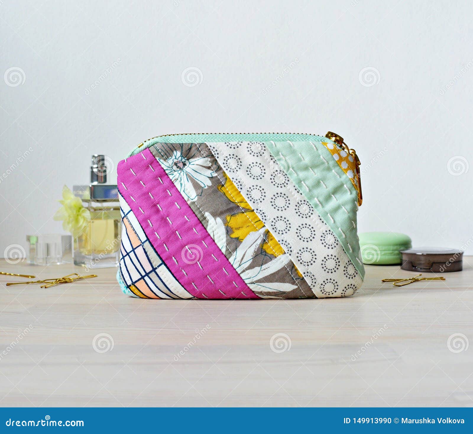 quilted makeup bolsa pattern