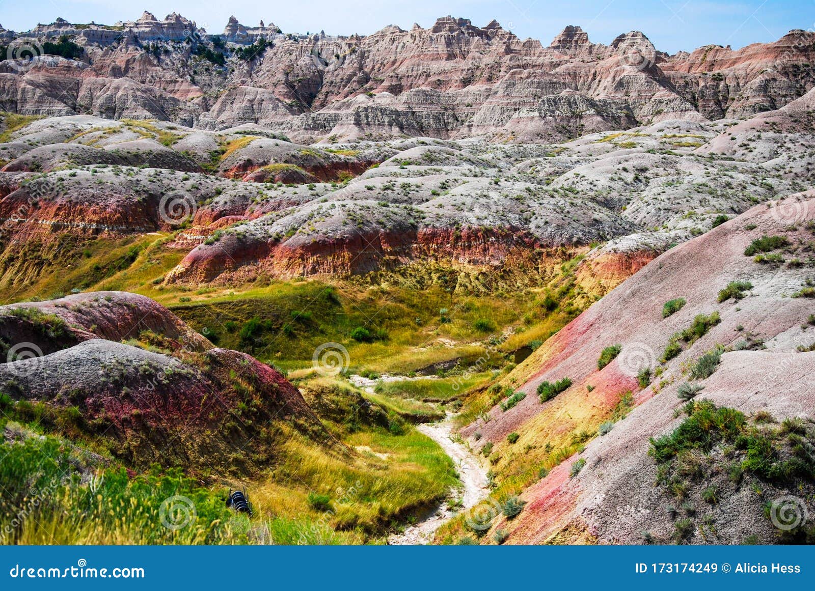 colorful rock formations of the badlands national park