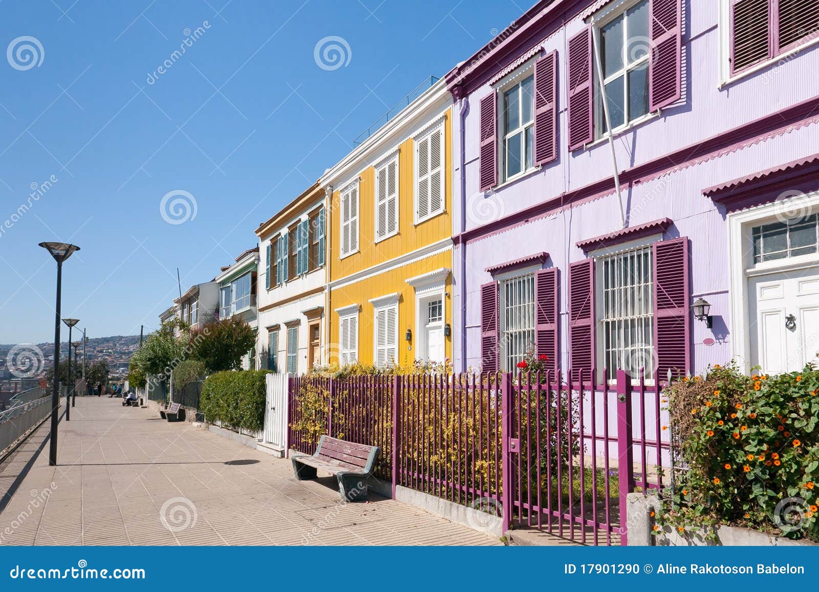 colorful valparaiso