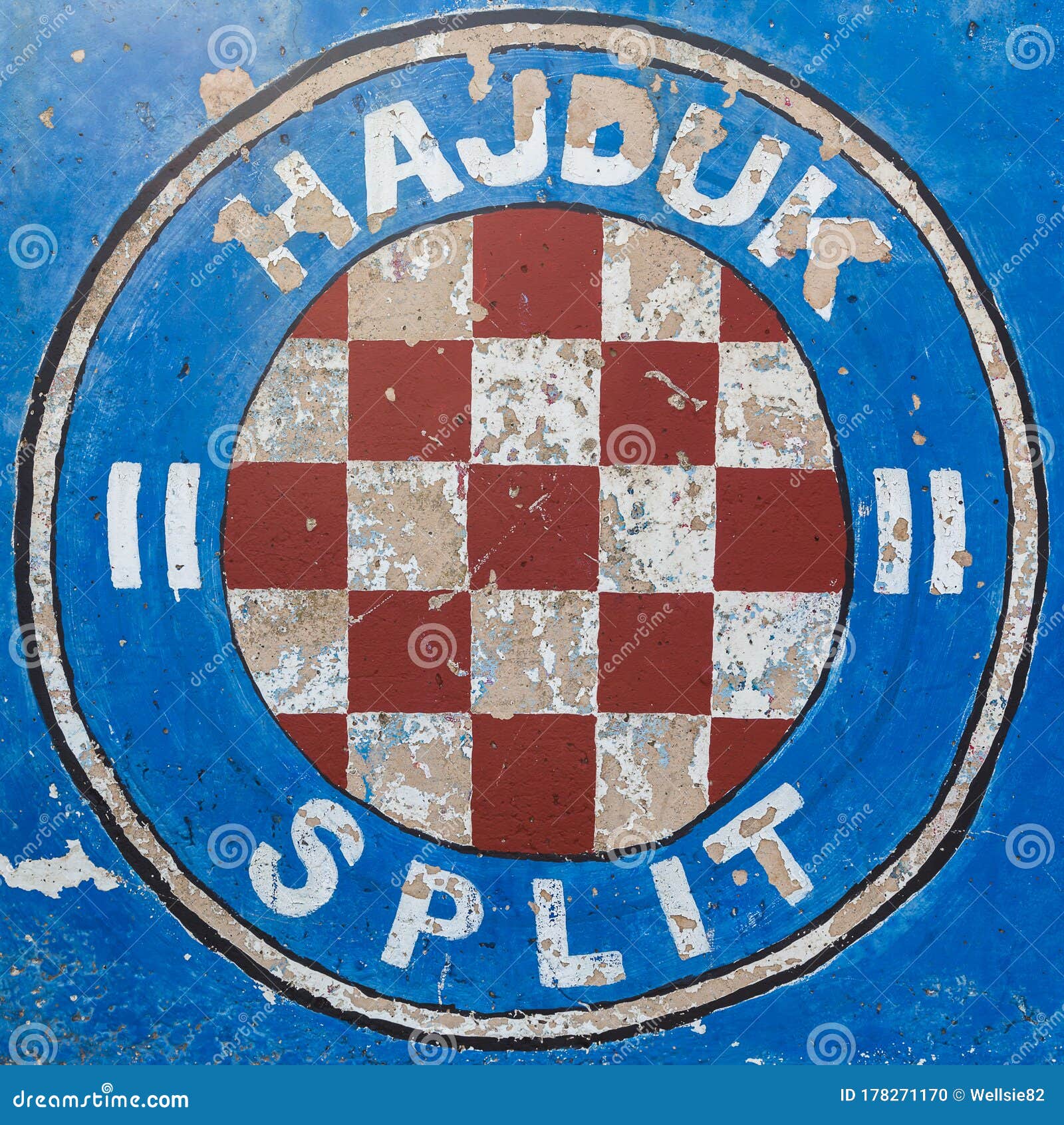 Hajduk Split Crest 