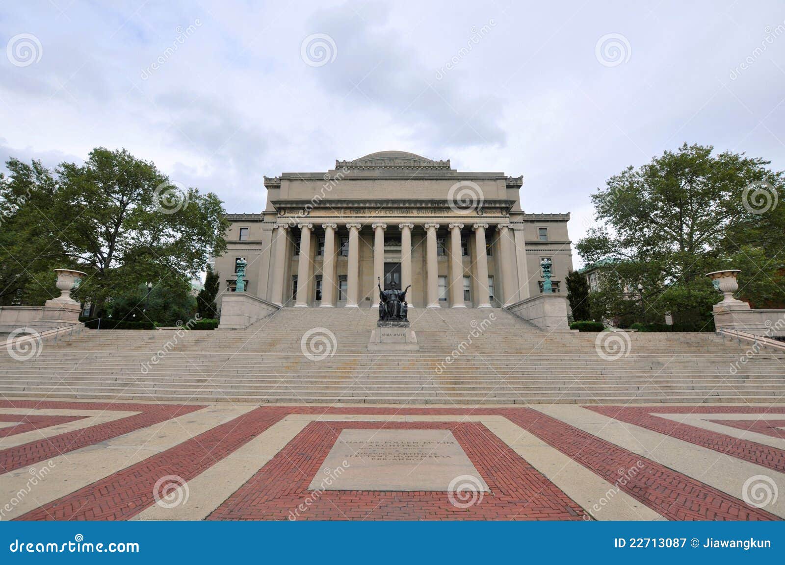 columbia university library in new york city