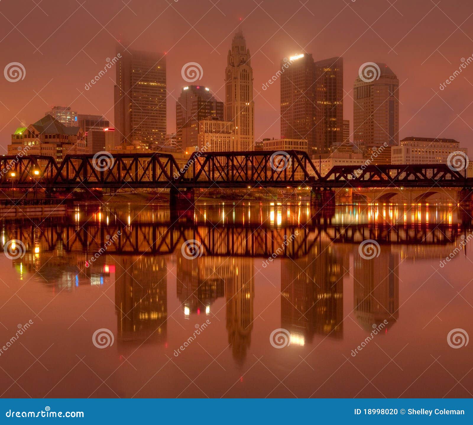 columbus, ohio skyline at sunrise