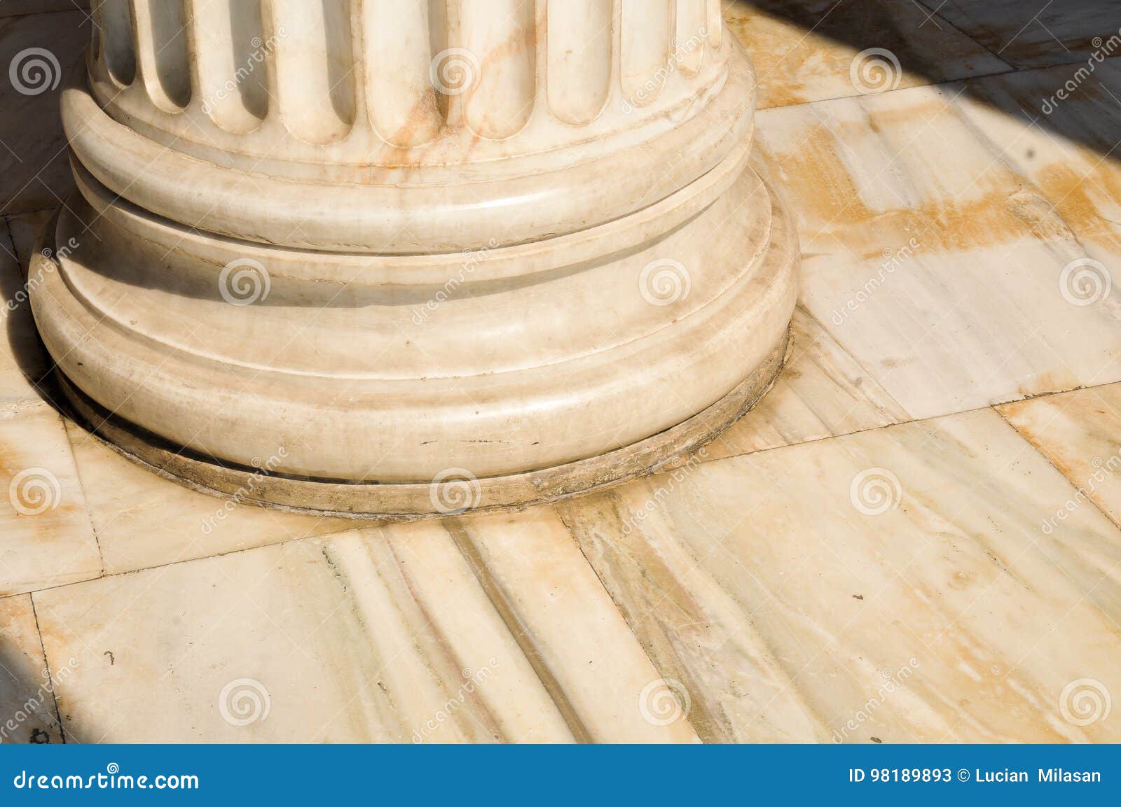 columns in athens, greece