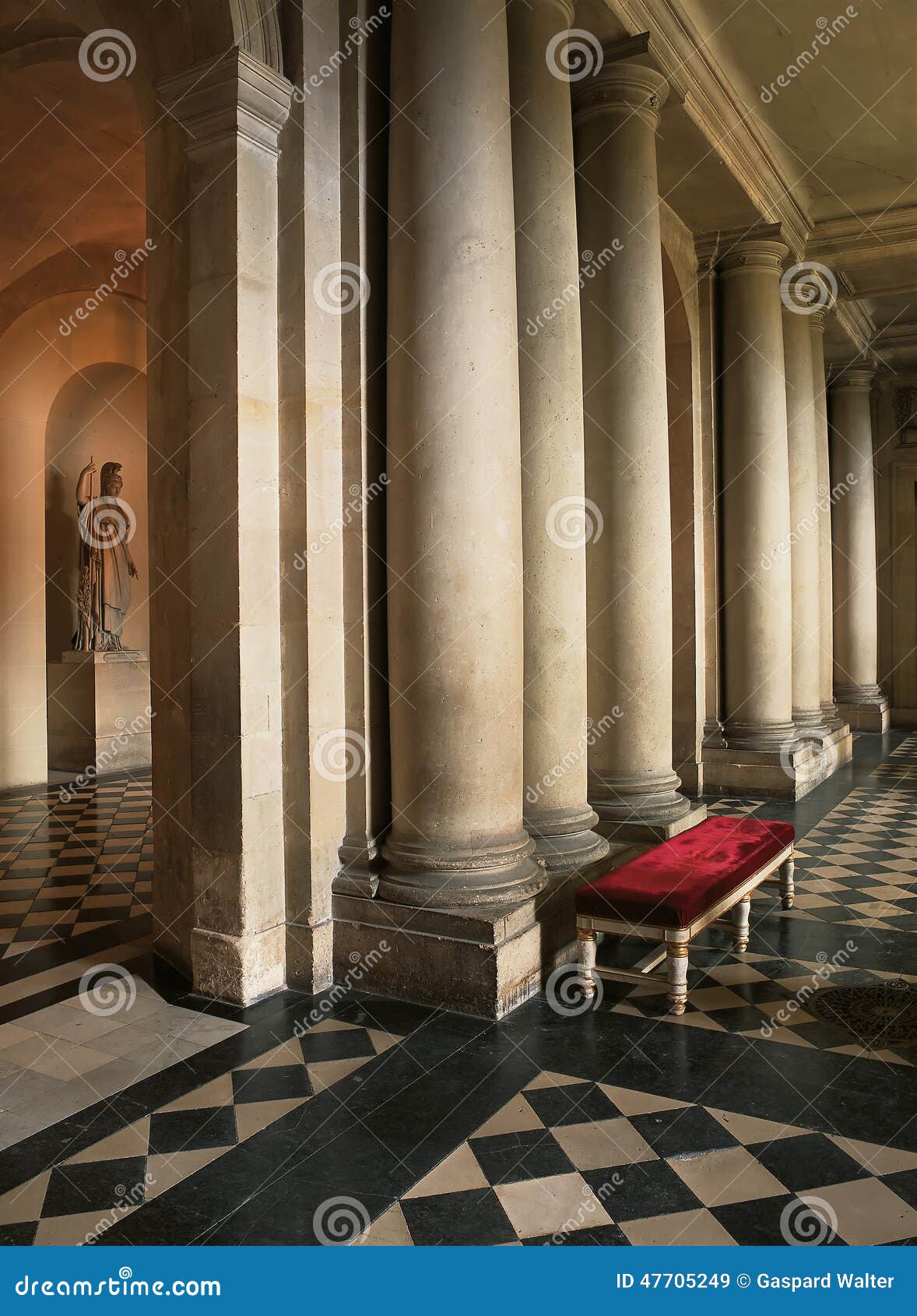 Columns and Marble Floor at Versailles Palace Editorial Stock Image - Image  of french, majestic: 47705249