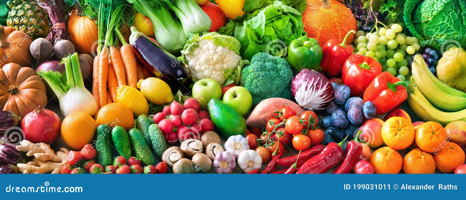 Composición Con Variedad De Verduras Y Frutas Frescas. Dieta De