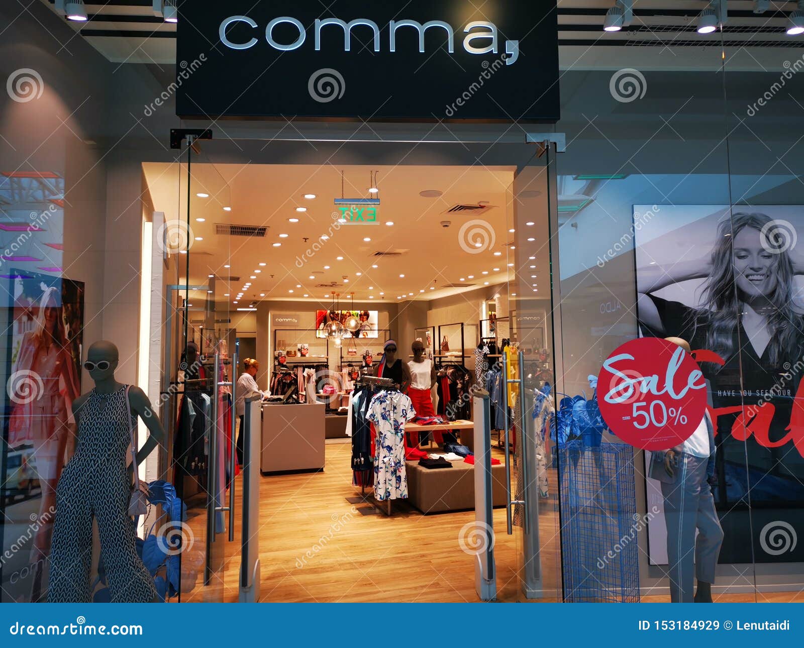 Comma Fashion Clothing Shop for Women at Mall Afi Cotroceni, Romania ...