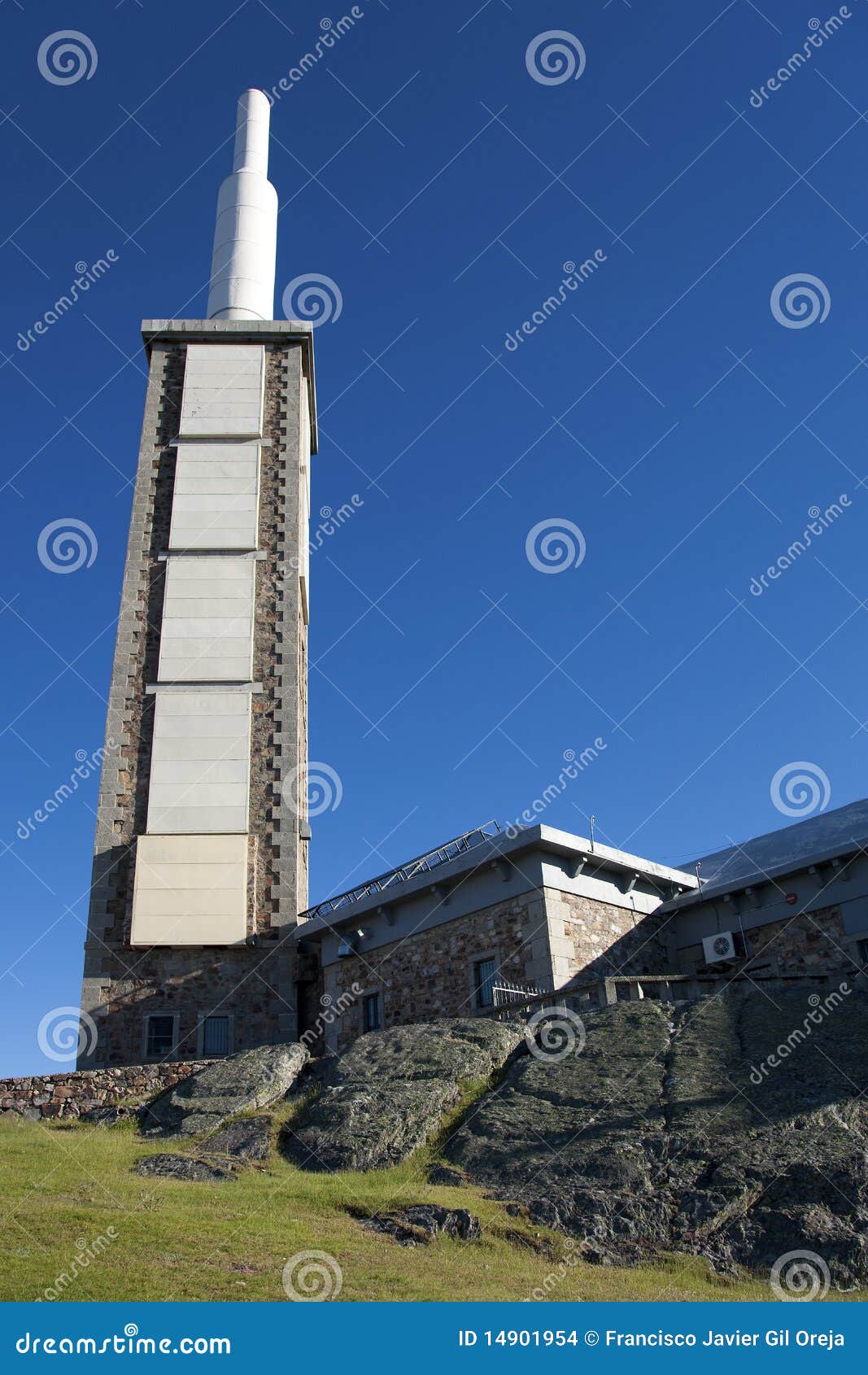 communications tower in the peÃÂ±a de francia
