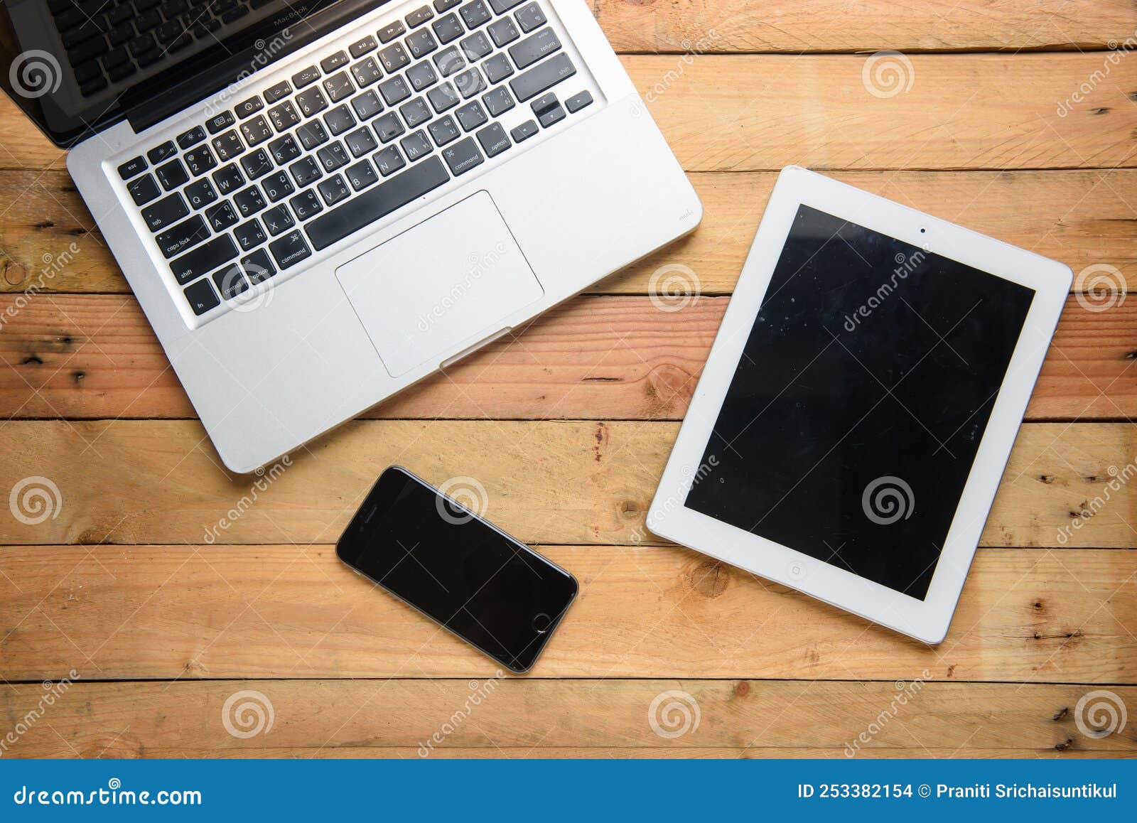 Communicator Mockup Tablet Similar To Ipad Modern Electronic Device