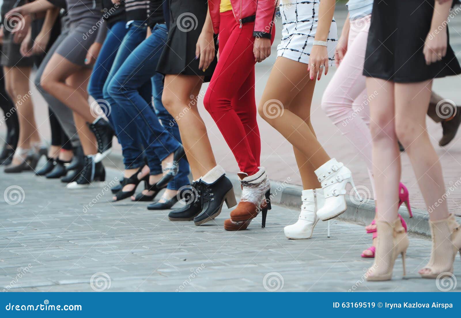 Competition among Young Girls Run in Heels Stock Image - Image of foot ...