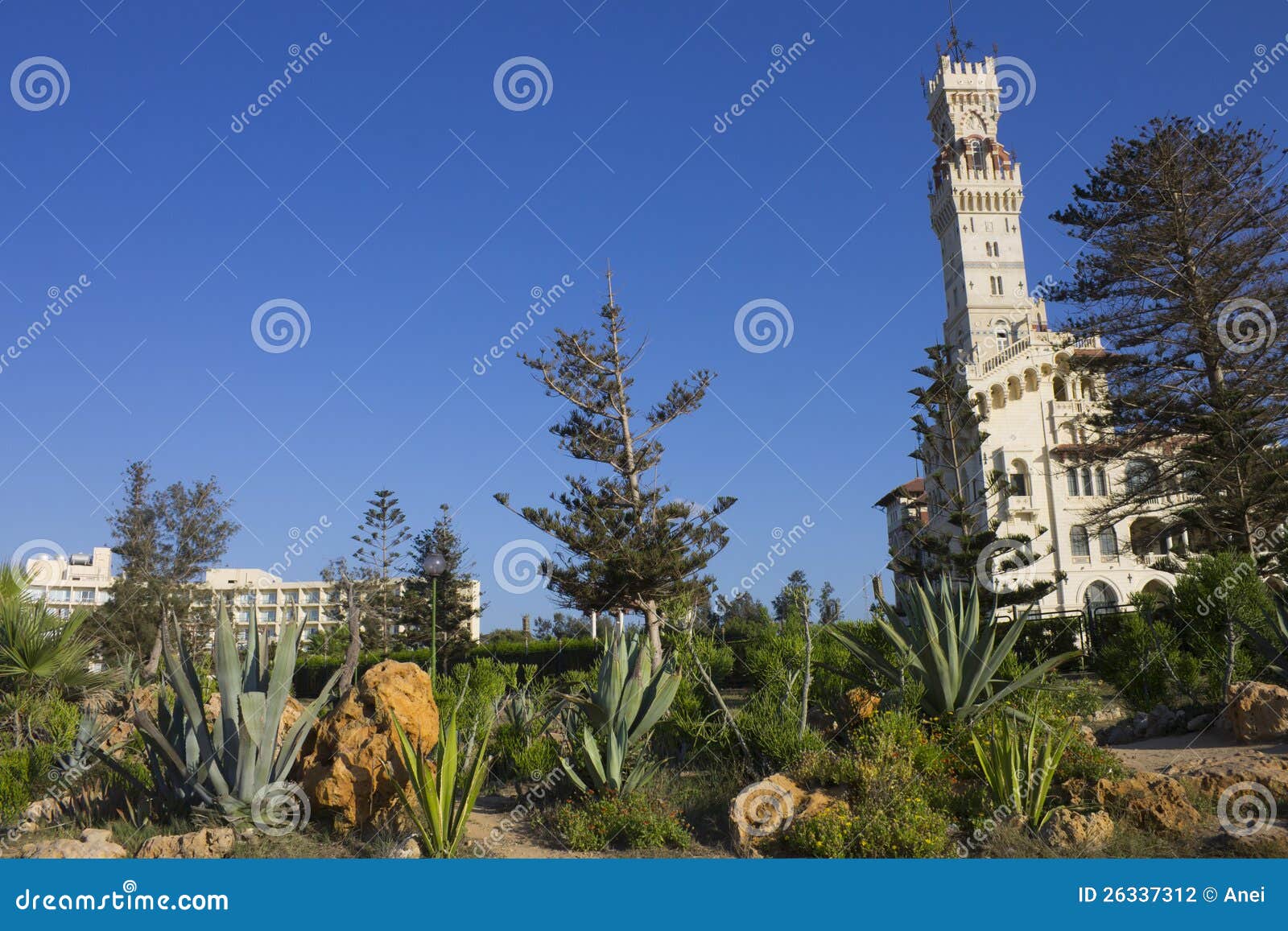 Complexo De Montaza O AlHaramlik Palace+garden Foto de Stock