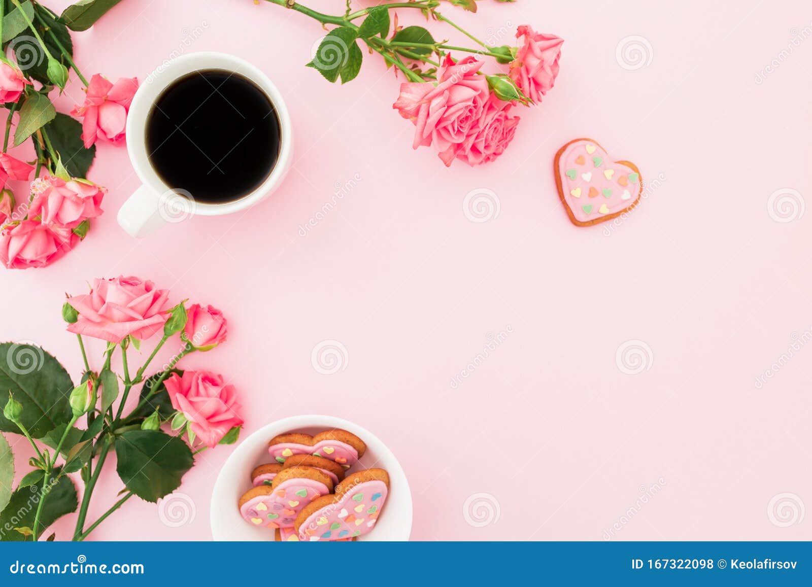 Composición Del Desayuno Con Flores Rosas, Galletas Y Taza De Café Sobre Fondo Rosa Plana Foto de archivo - Imagen de marco, clasificado: 167322098 Composición Del Desayuno Con Flores Rosas, Galletas Y Taza De Café Sobre Fondo Rosa Plana Foto de archivo - Imagen de marco, clasificado: 167322098