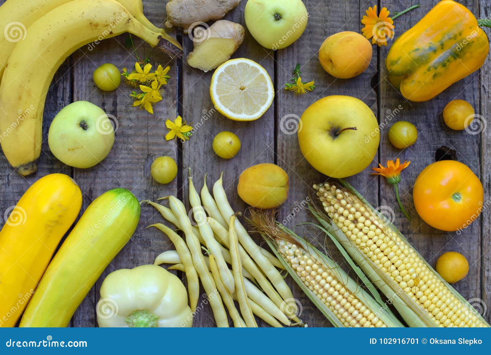 Composition Of Yellow Vegetables And Fruits - Banana, Corn, Lemon, Plum ...