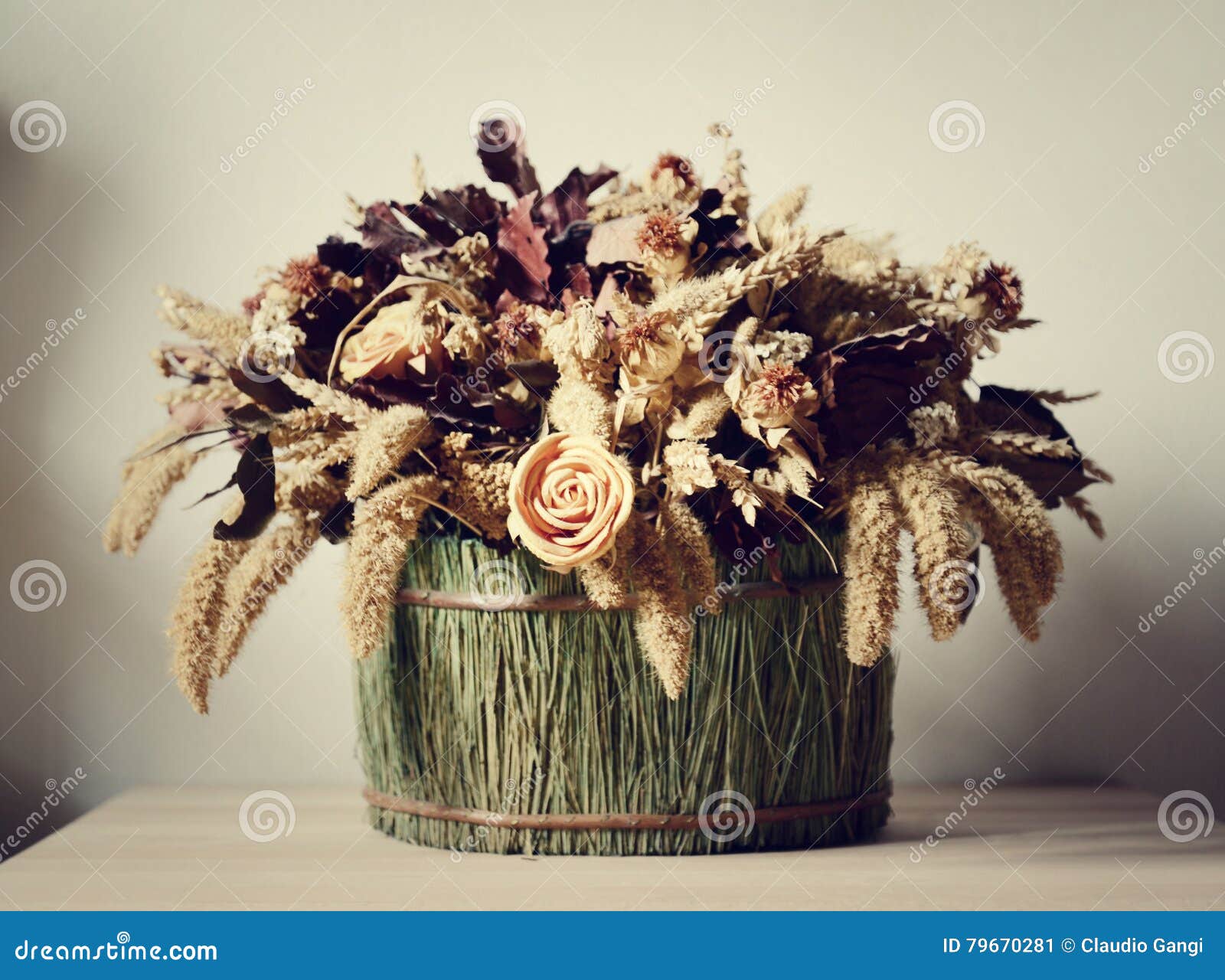 Set 11 Strumenti Per Fiori - Nastro Crespo Verde 27m, Filo Per Fiori, Forbici, Per Bouquet Fai Da Te - Foto 3