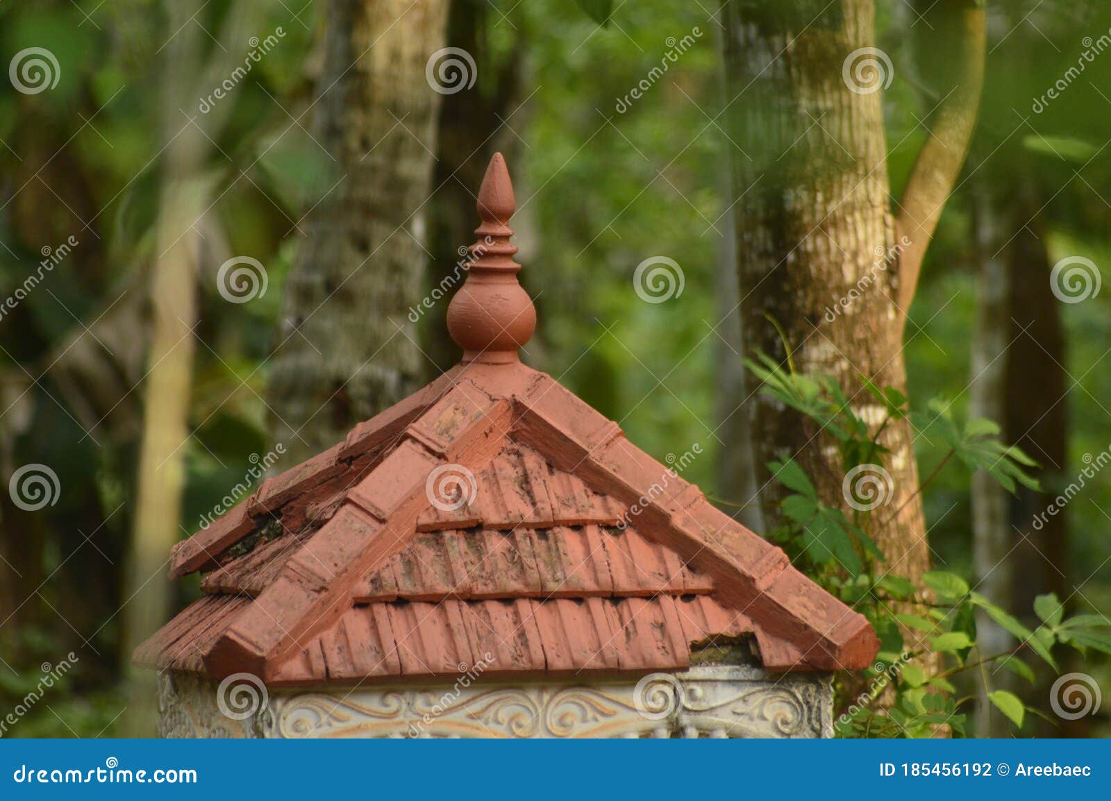 Compound wall gate roofing stock photo. Image of carving 185456192