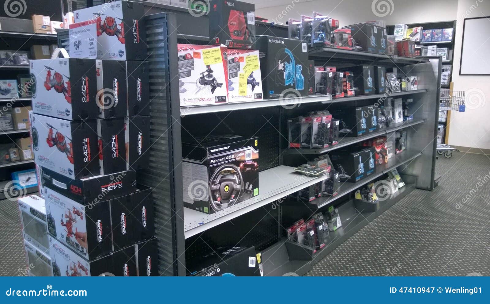 Computer equipment selling editorial photography. Image of supplies