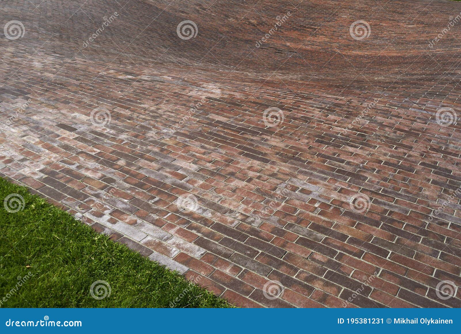concave red brick platform