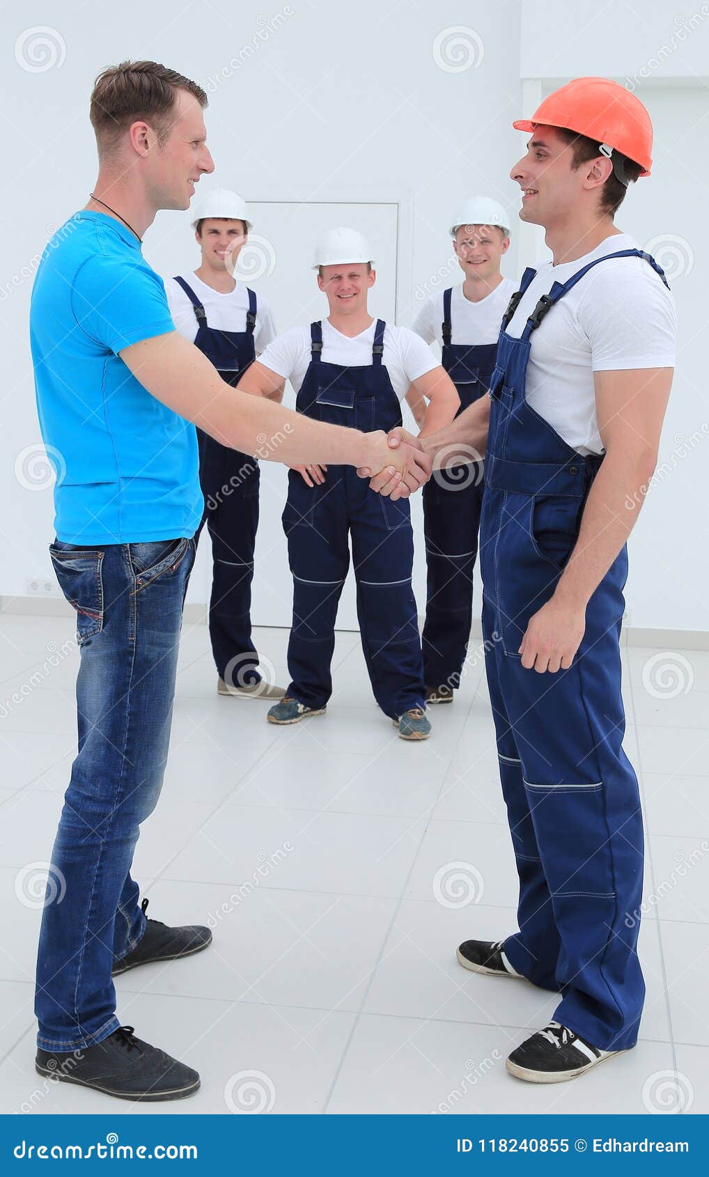 handshake of the architect and engineer