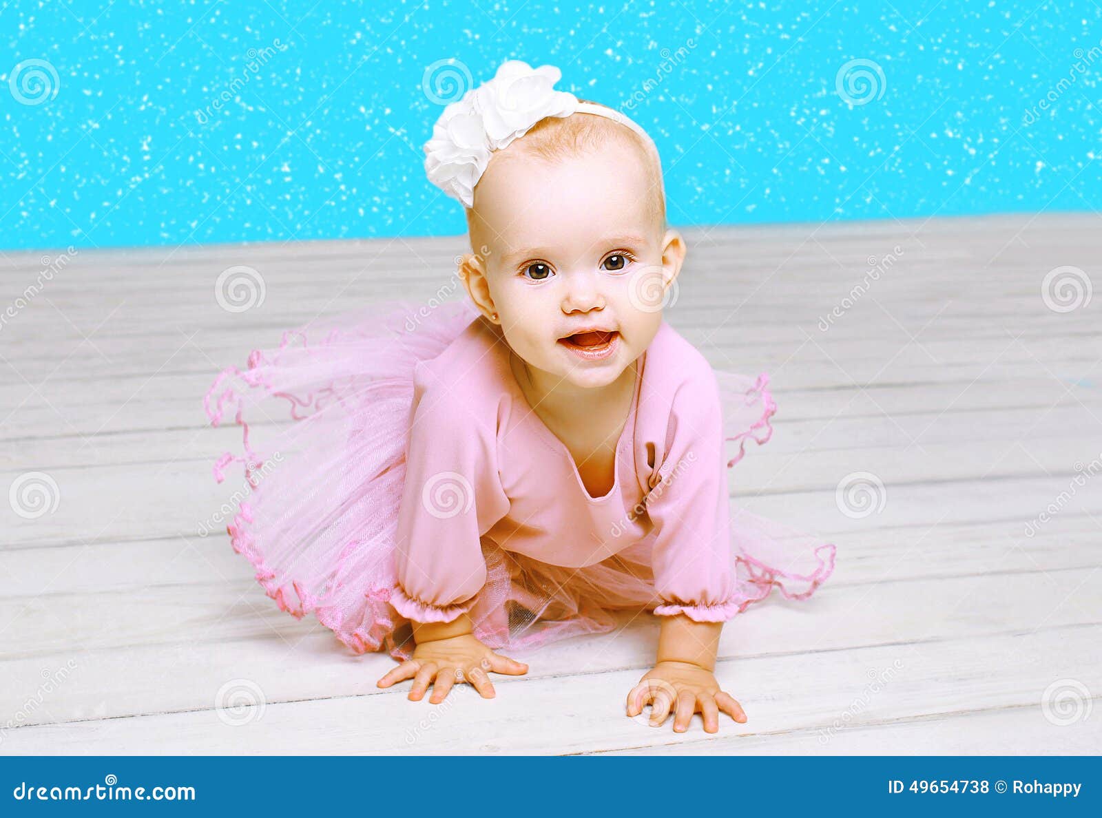 Concept De Noel Et De Personnes Bebe Mignon De Petite Fille Photo Stock Image Du Gosse Charmer Concept De Noel Et De Personnes Bebe Mignon De Petite Fille Photo Stock Image Du Gosse Charmer