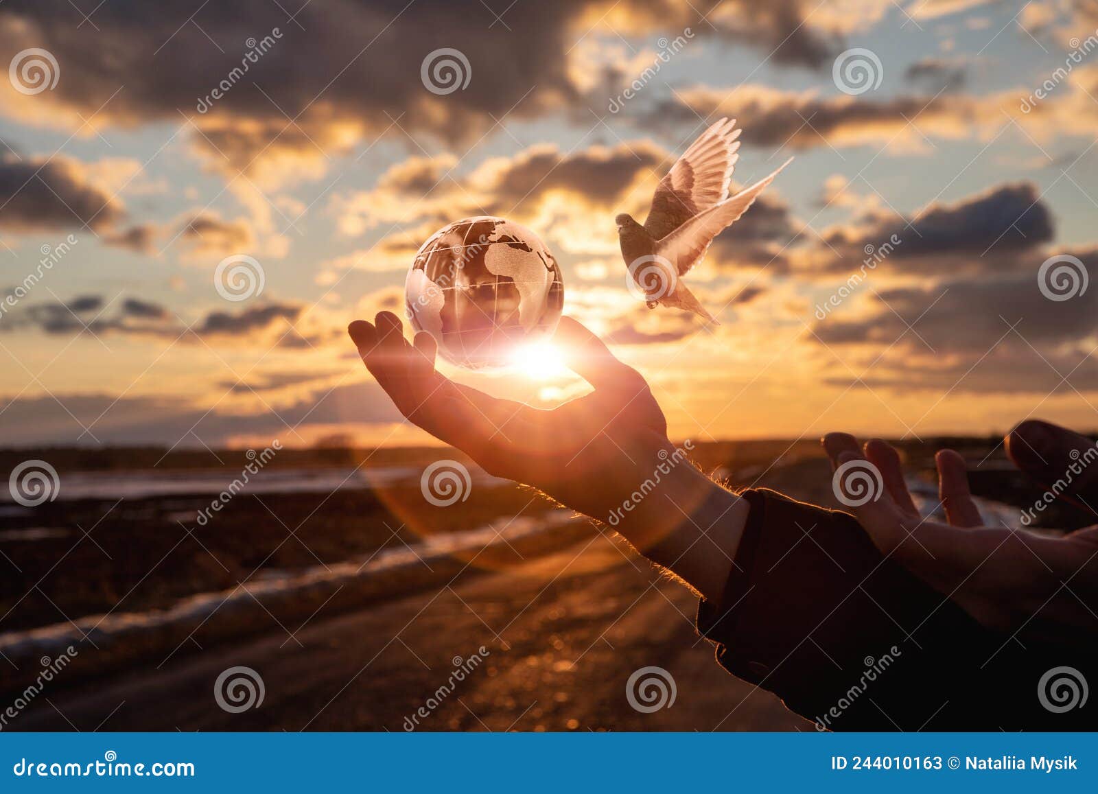 World peace dreamer hi-res stock photography and images - Alamy