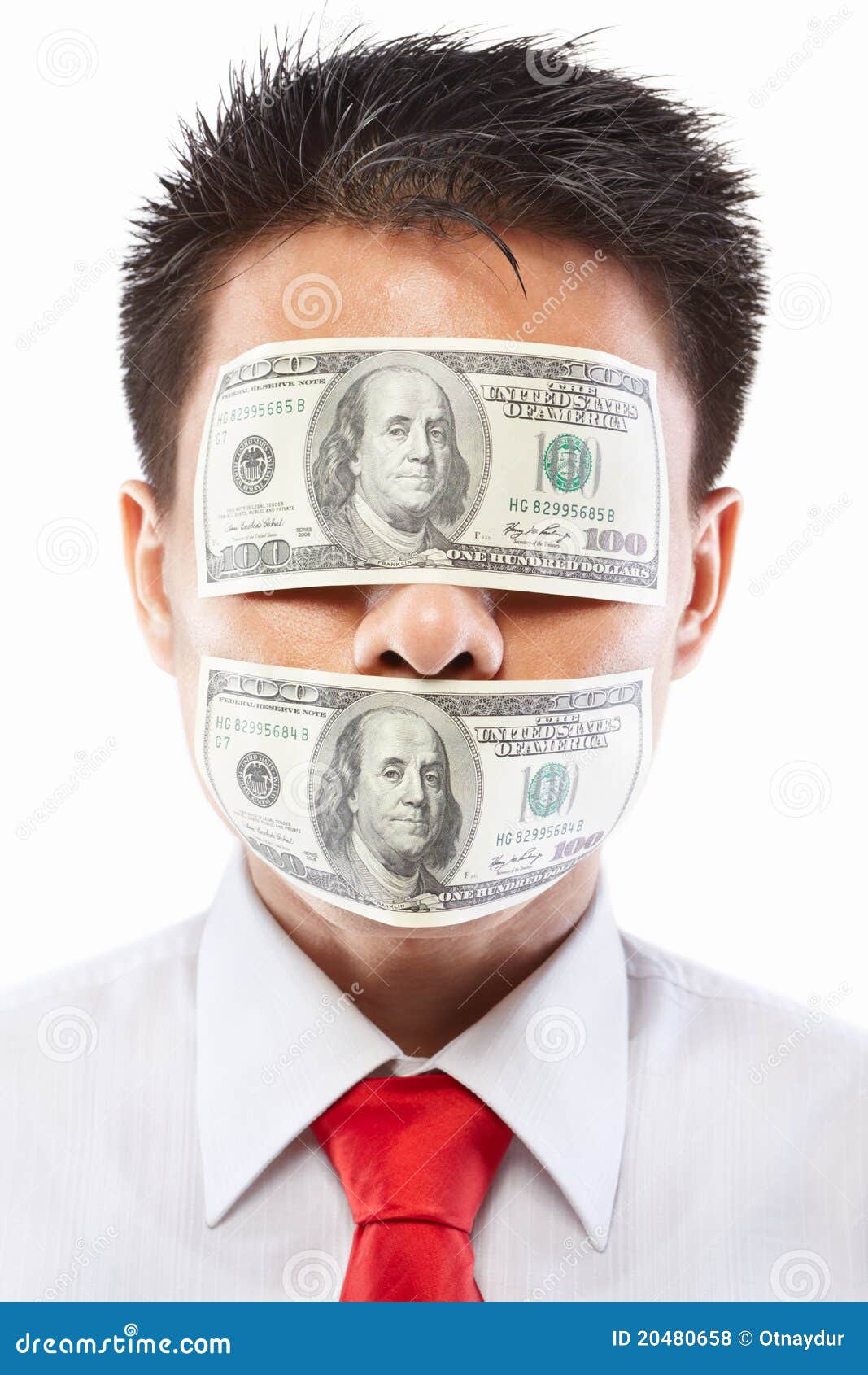 Глазки деньги. Человек с долларами в глазах. Деньги в глазах. Глаза закрыты деньгами. Доллары вместо глаз.